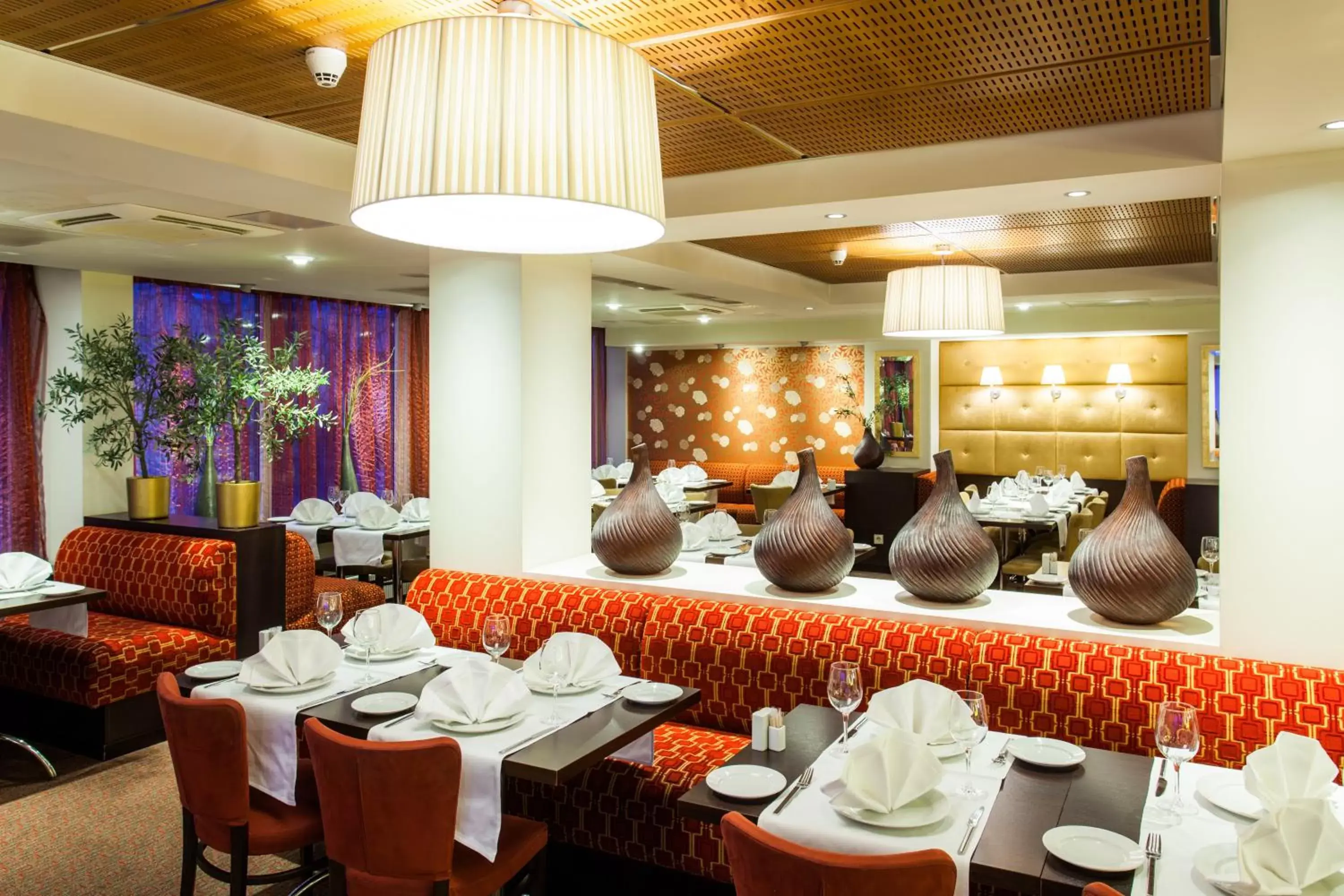 Restaurant/Places to Eat in Radisson Blu Hotel Olümpia