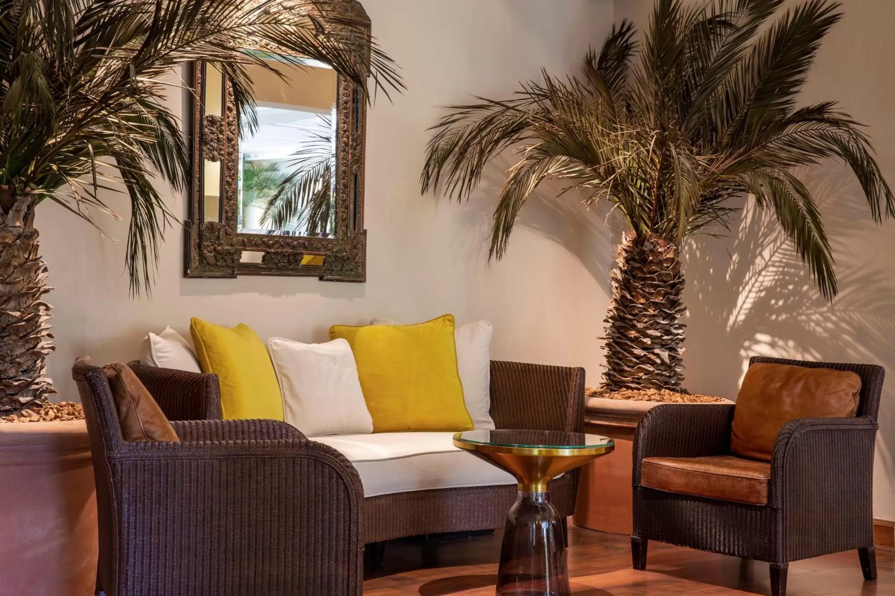 Lounge or bar in Best Western Premier Montfleuri Lounge or bar in Best Western Premier Montfleuri