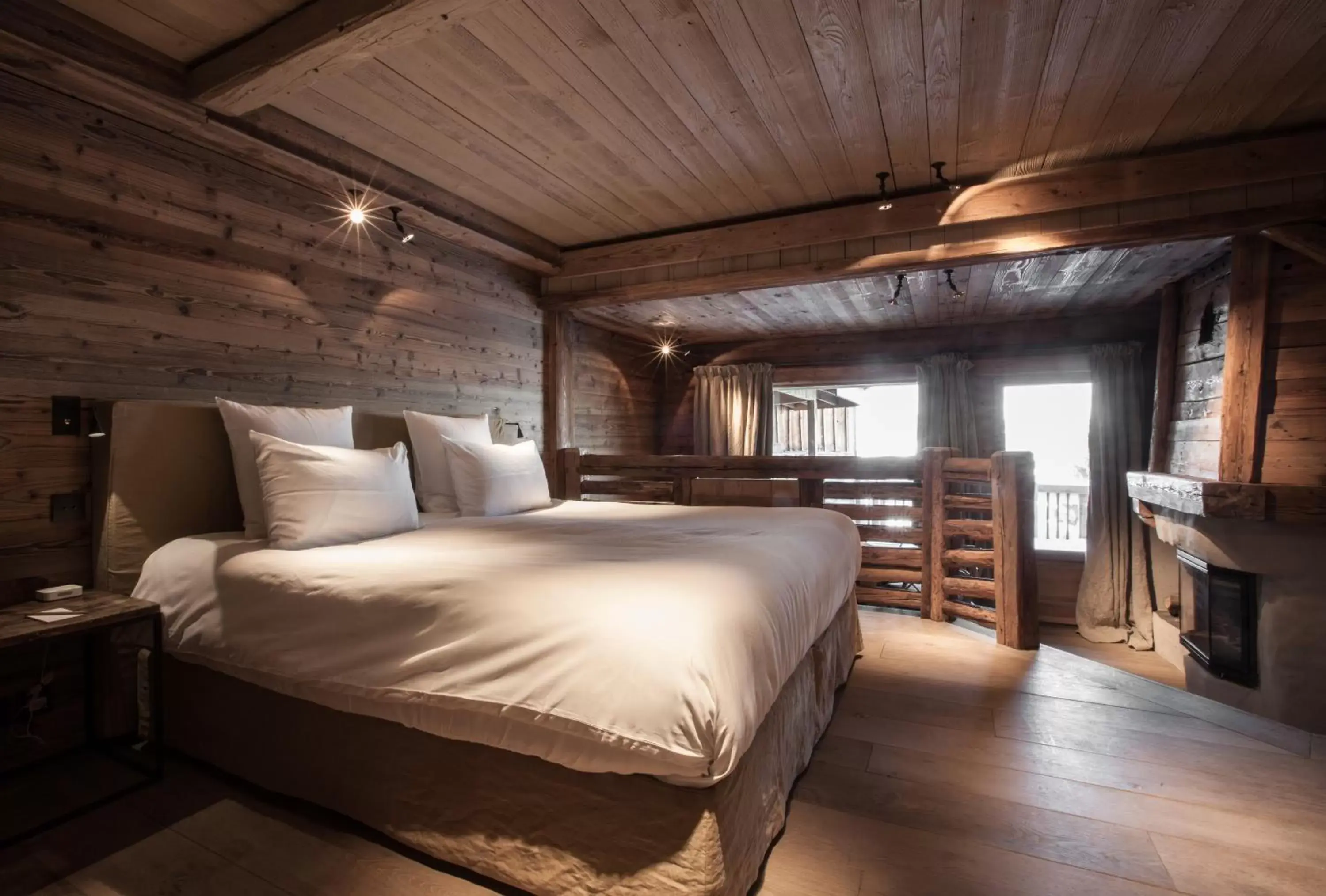 Decorative detail, Bed in Zannier Hotels Le Chalet