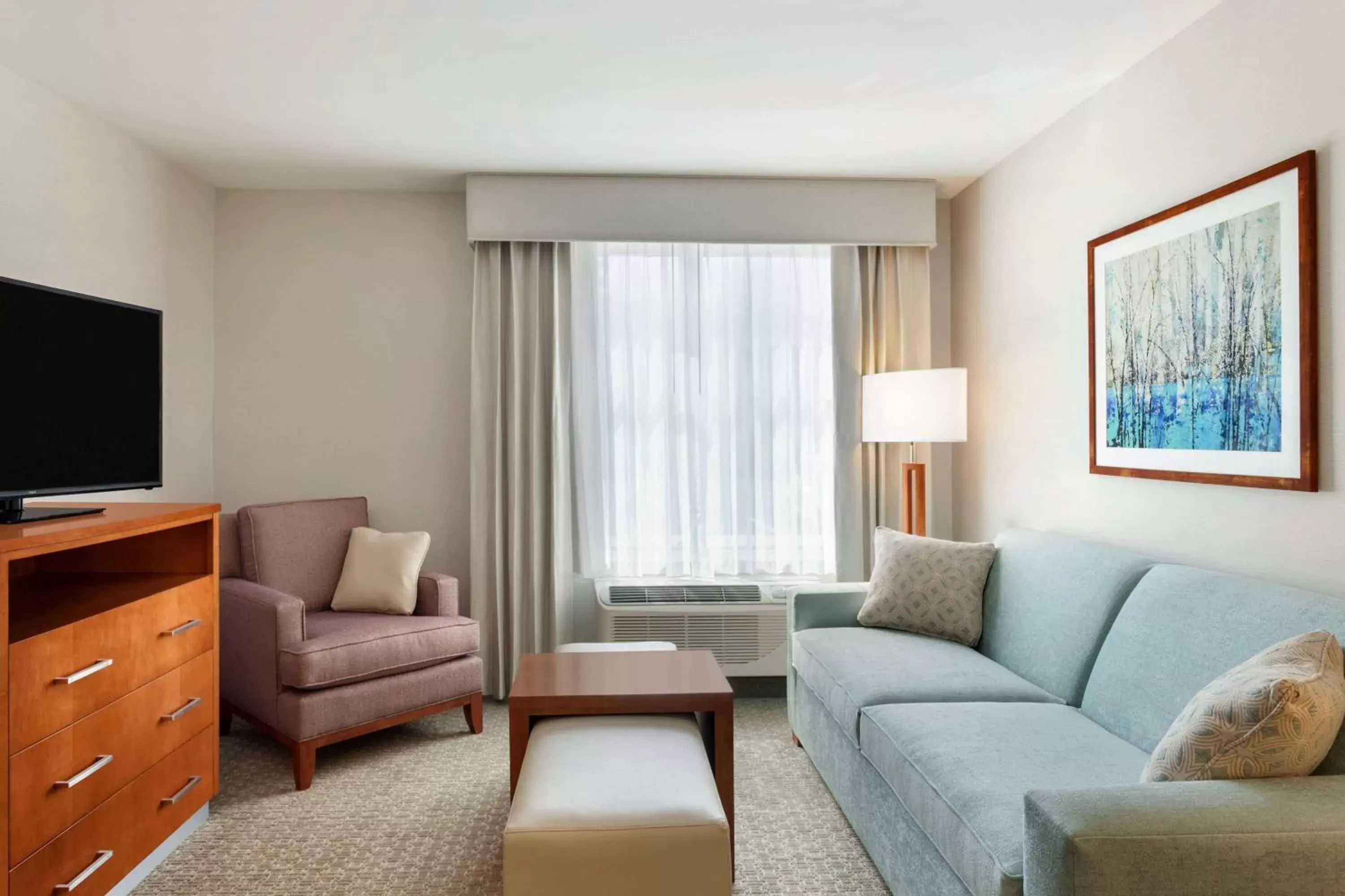 Bedroom, Seating Area in Homewood Suites by Hilton Gateway Hills Nashua