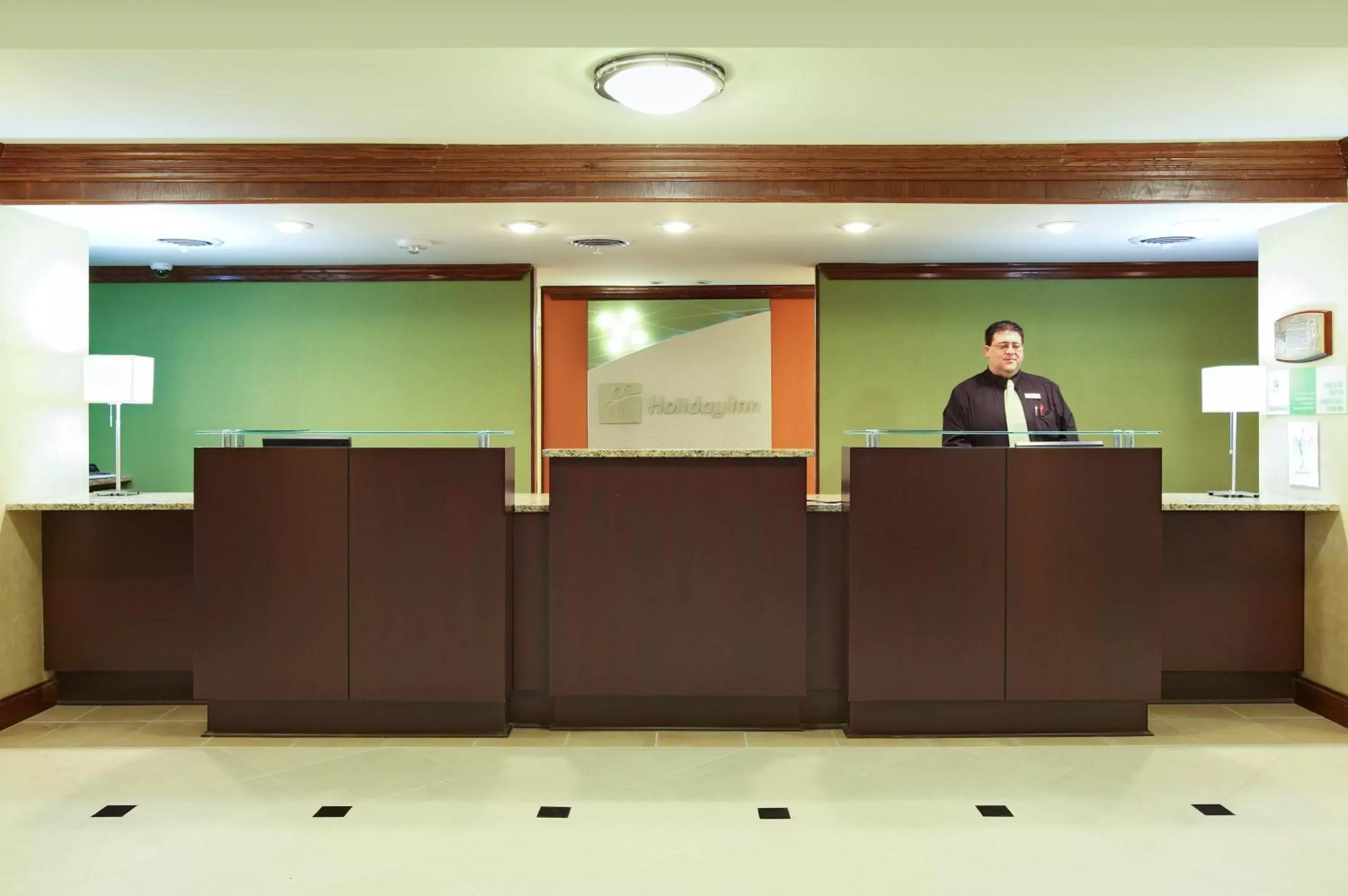 Lobby or reception in Holiday Inn Blytheville, an IHG Hotel