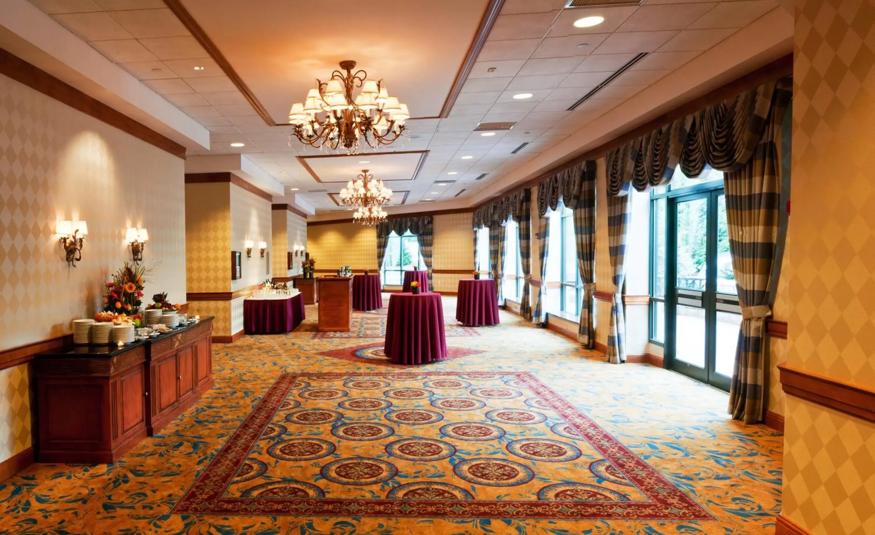 Meeting/conference room, Banquet Facilities in Crowne Plaza Hotel Philadelphia - King of Prussia, an IHG Hotel