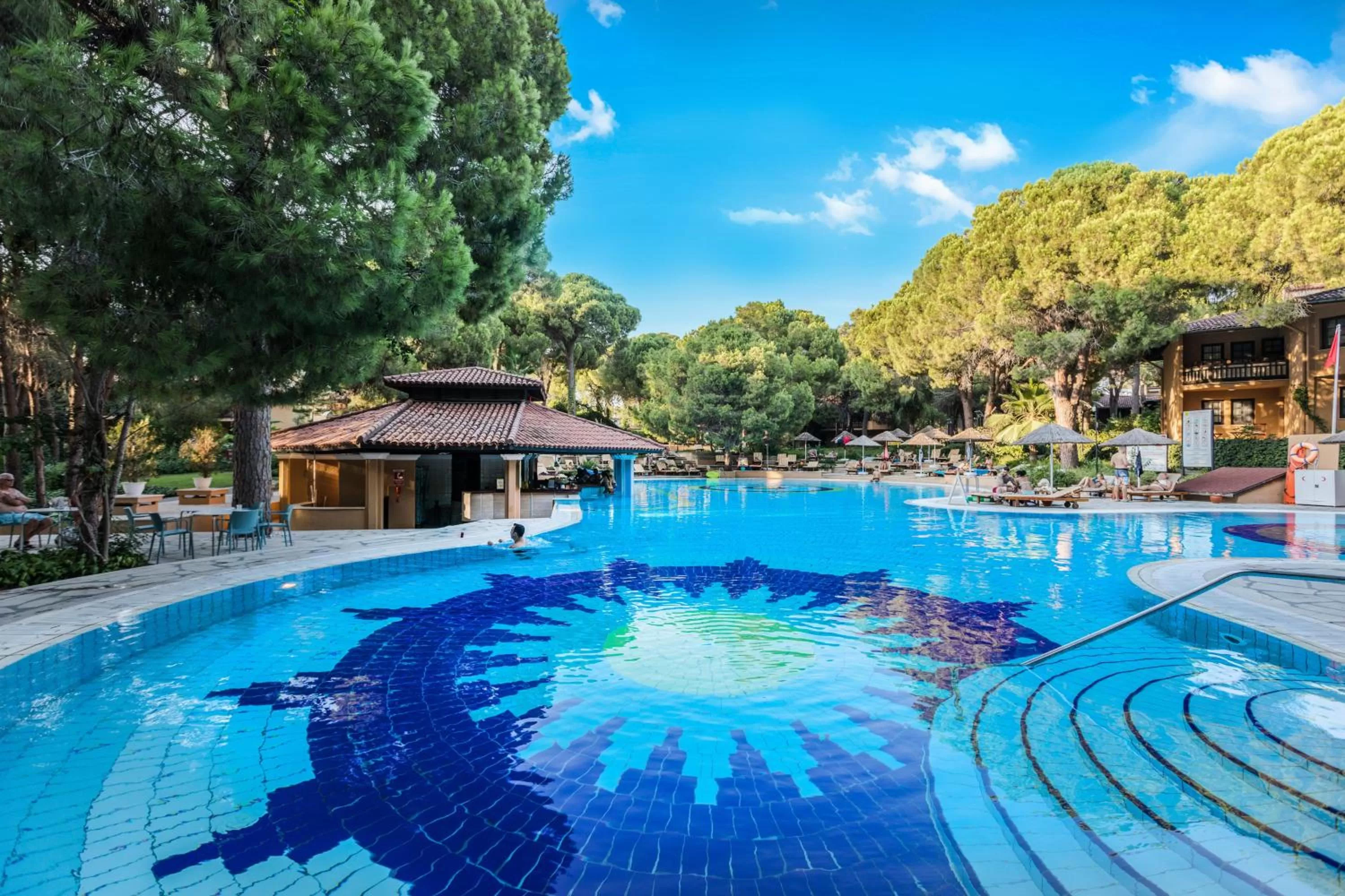 Swimming pool in Asteria Family Resort Belek