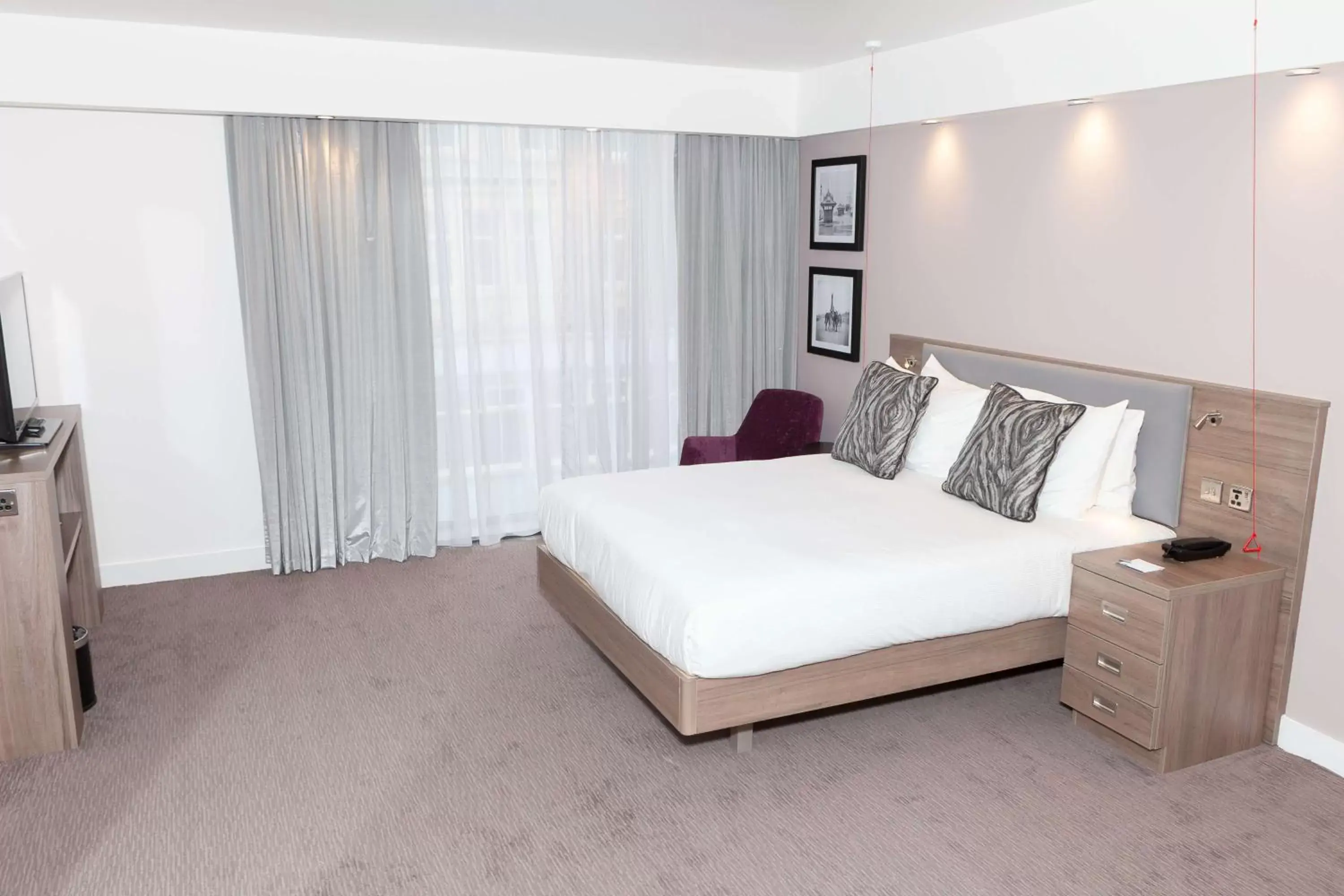 Living room, Bed in Hampton By Hilton Blackpool