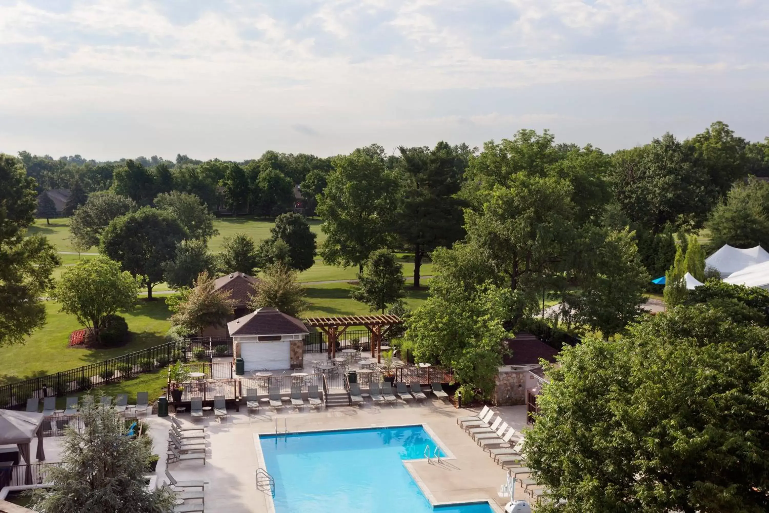 Swimming pool, Pool View in Lexington Griffin Gate Marriott Golf Resort & Spa