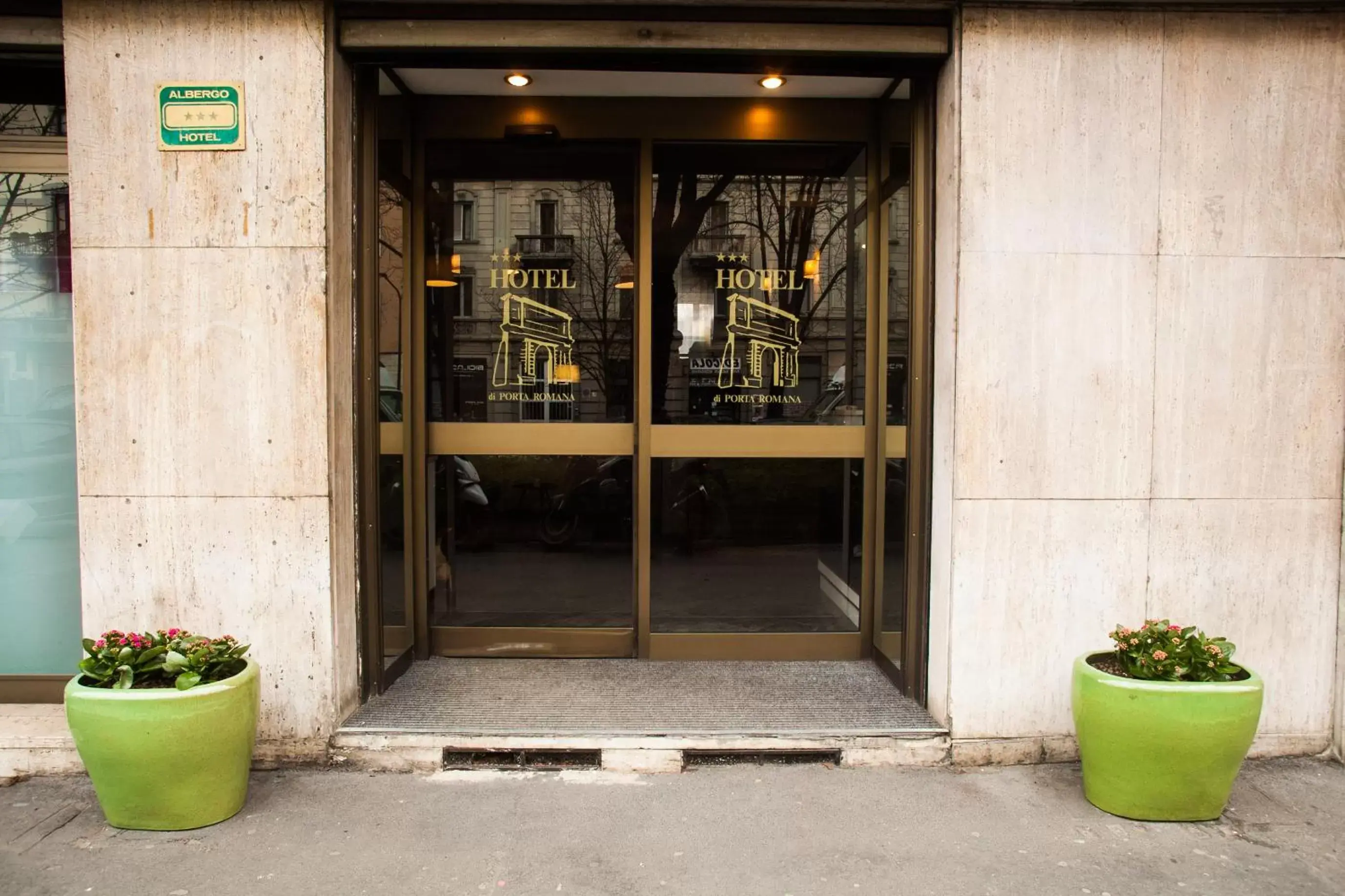 Property building, Facade/Entrance in Hotel di Porta Romana