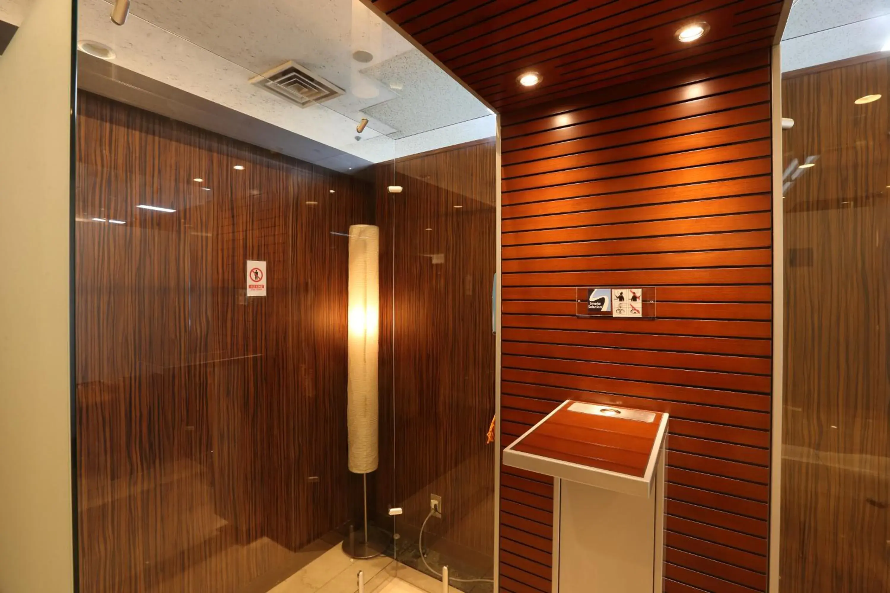 Lobby or reception, Bathroom in Osaka Tokyu Rei Hotel