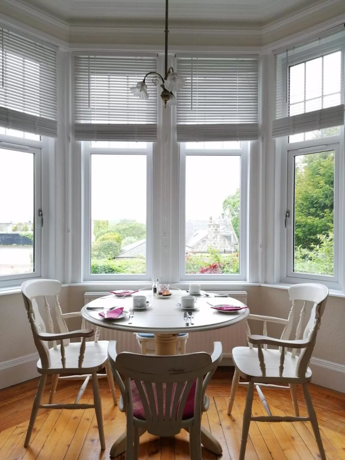 Dining area in Furain
