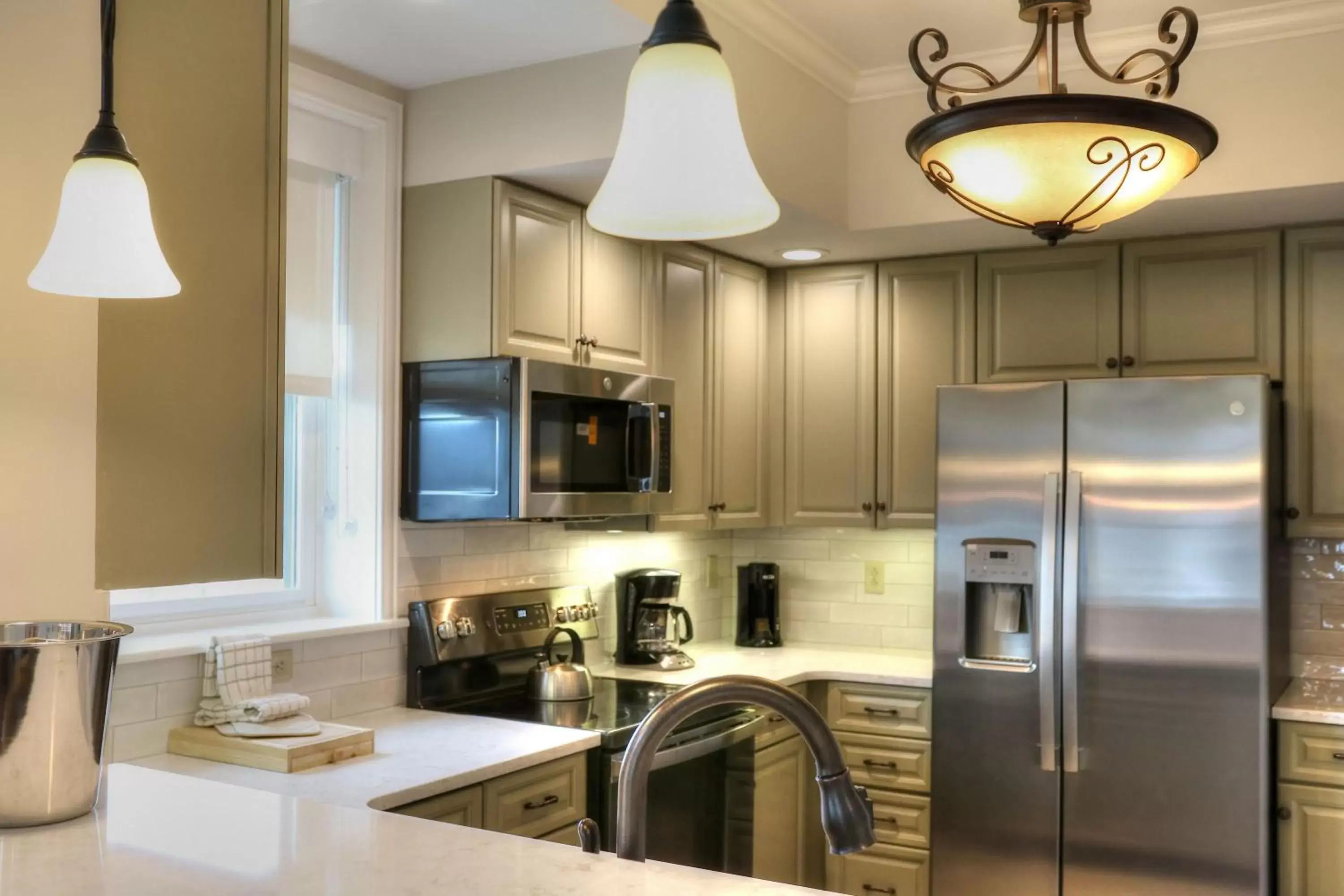 Kitchen/Kitchenette in RiverStone Resort & Spa