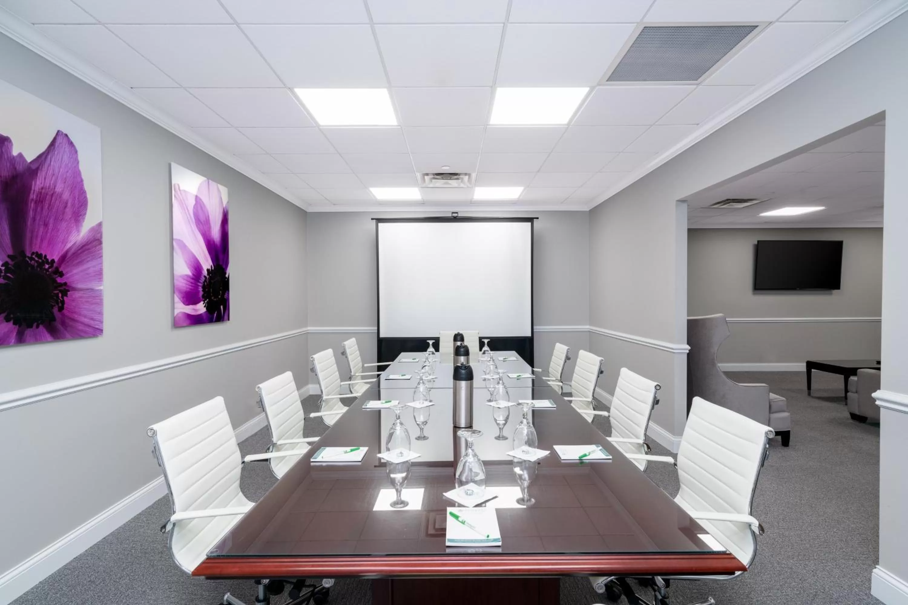 Meeting/conference room in Holiday Inn Wilmington by IHG