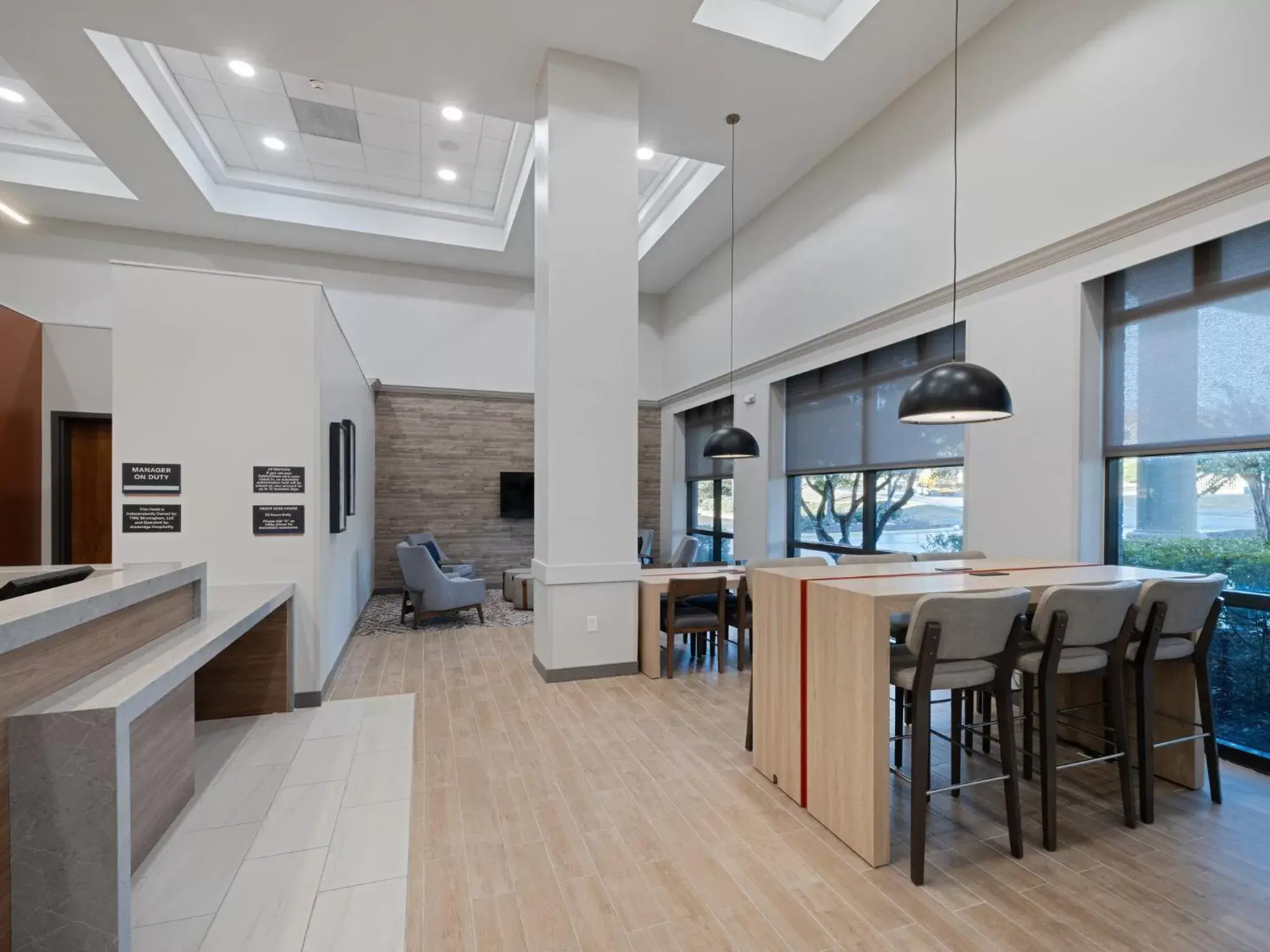 Property building in Candlewood Suites - Birmingham - Inverness by IHG Property building in Candlewood Suites - Birmingham - Inverness by IHG