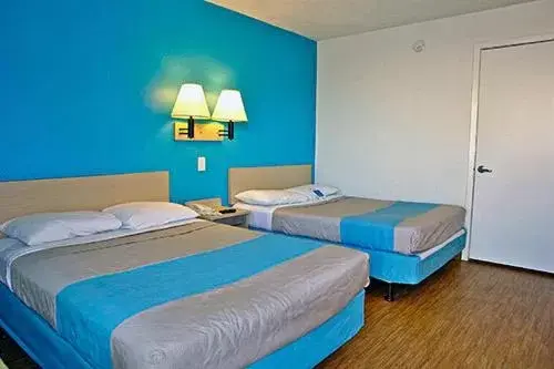 Bed in Motel 6-El Centro, CA