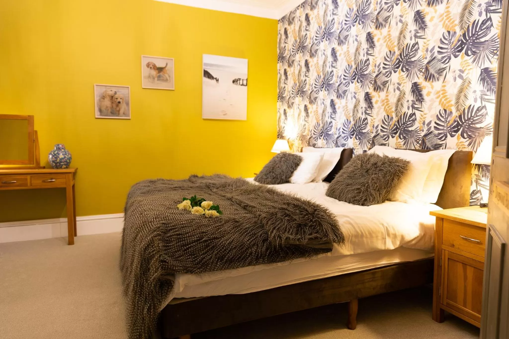 Deluxe King Room in All Seasons Boutique Hotels