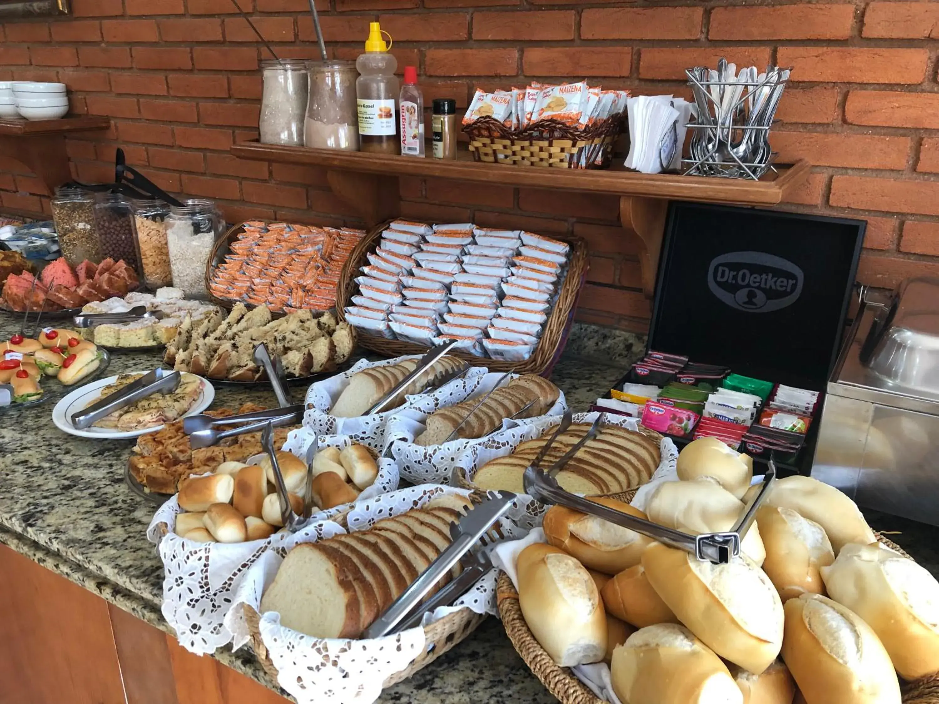 Breakfast, Food in Hotel Garnier