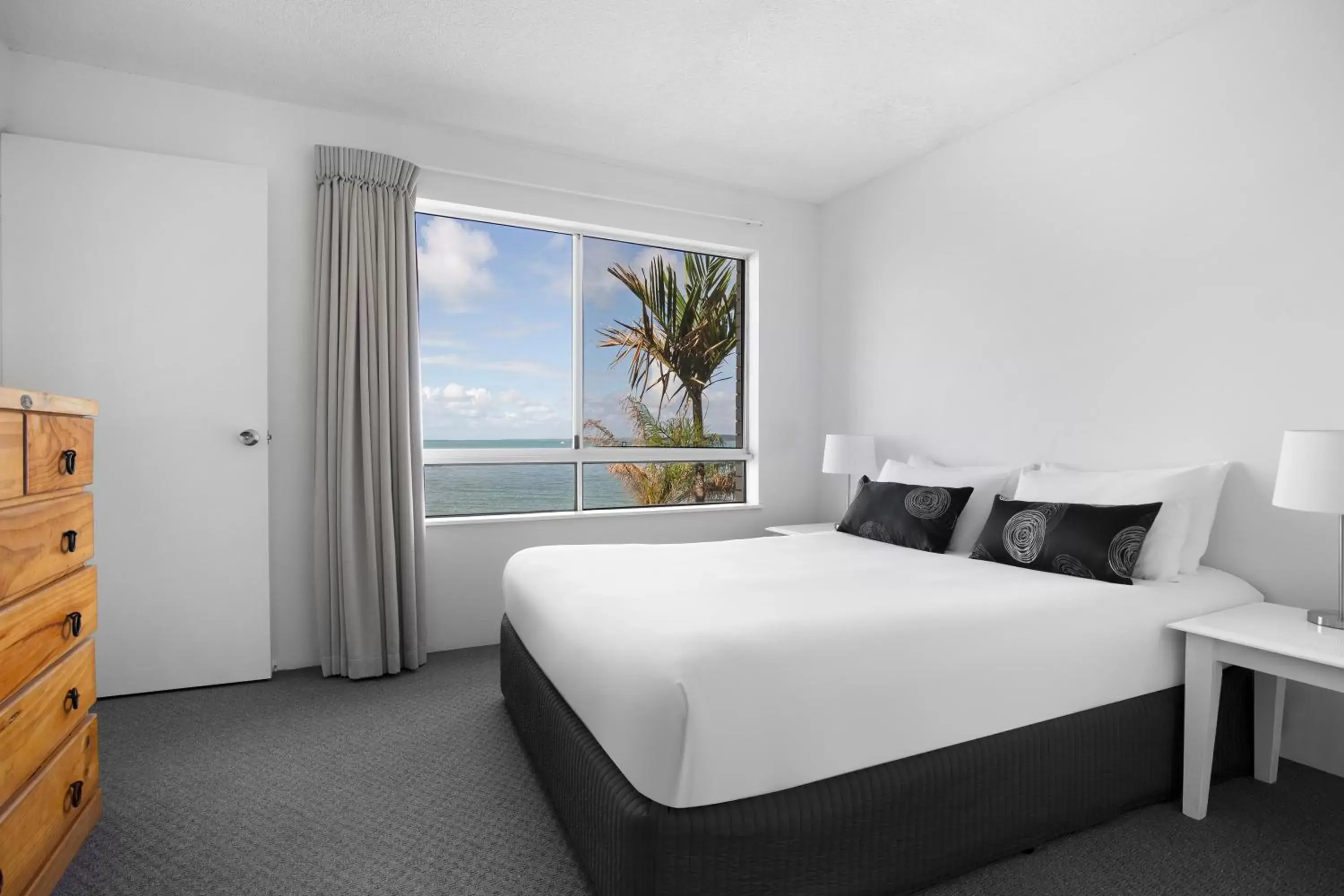 Bedroom, Bed in BreakFree Great Sandy Straits