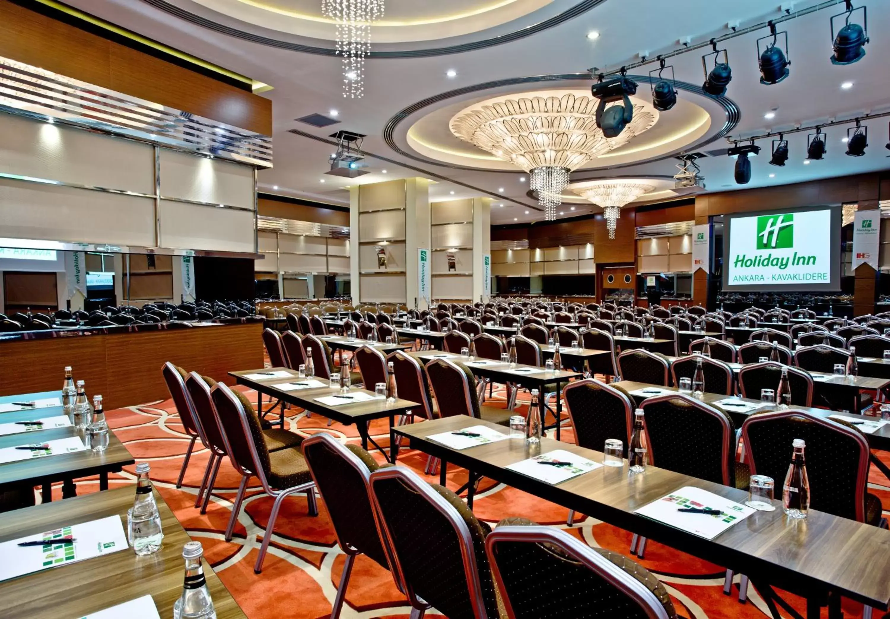 Banquet/Function facilities, Restaurant/Places to Eat in Holiday Inn Ankara-Kavaklidere, an IHG Hotel