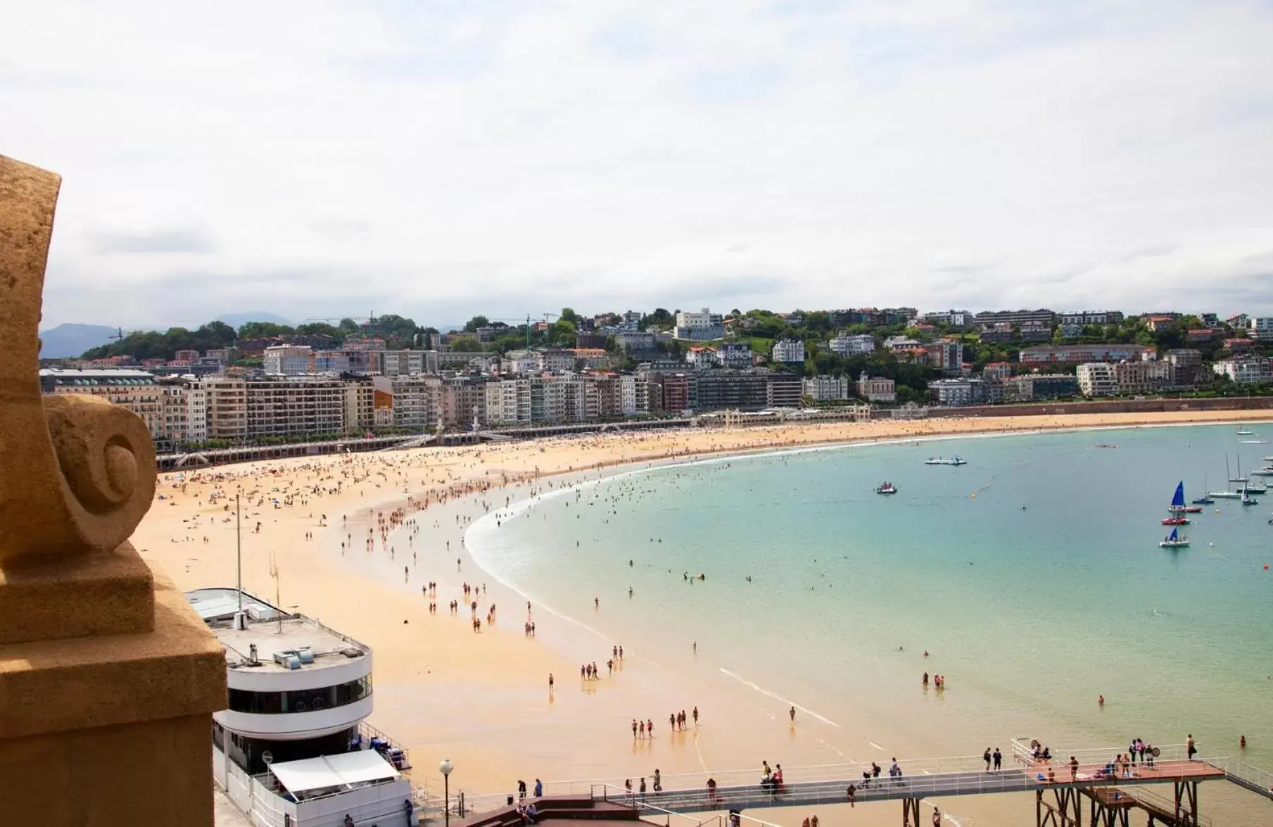 Beach in Lasala Plaza Hotel