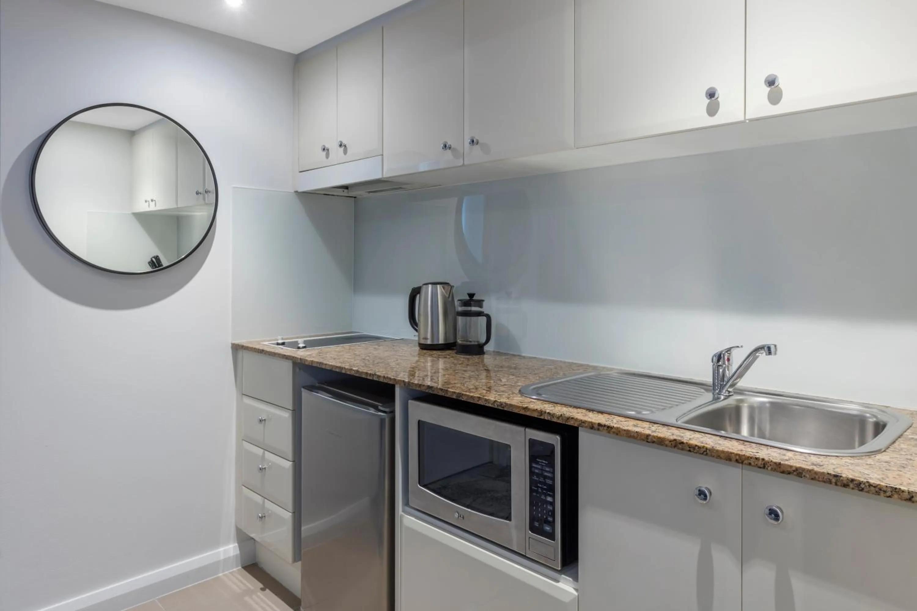 Kitchen or kitchenette in Club Wyndham Sydney, Trademark Collection by Wyndham