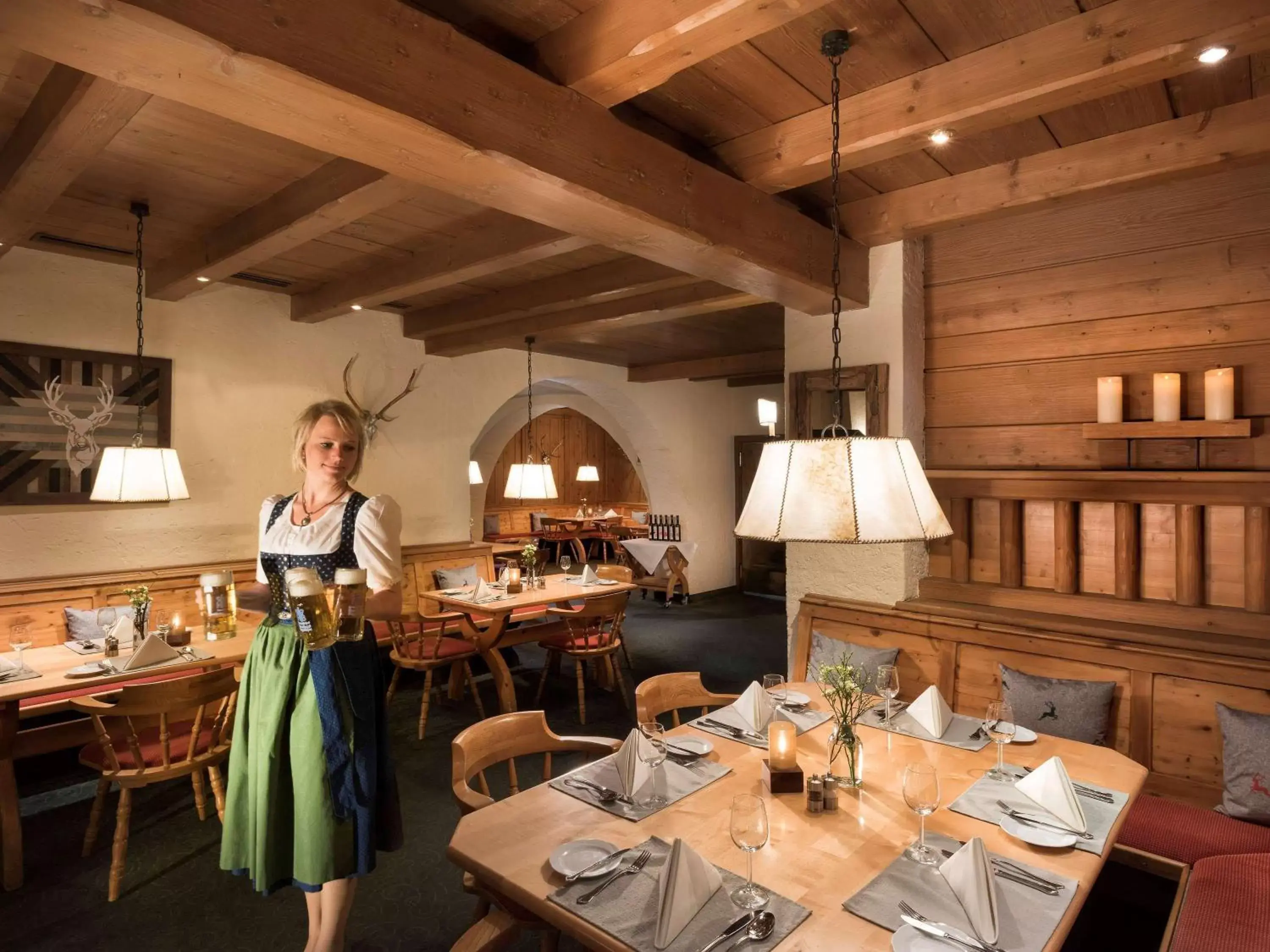 Restaurant/Places to Eat in Mercure Hotel Garmisch Partenkirchen