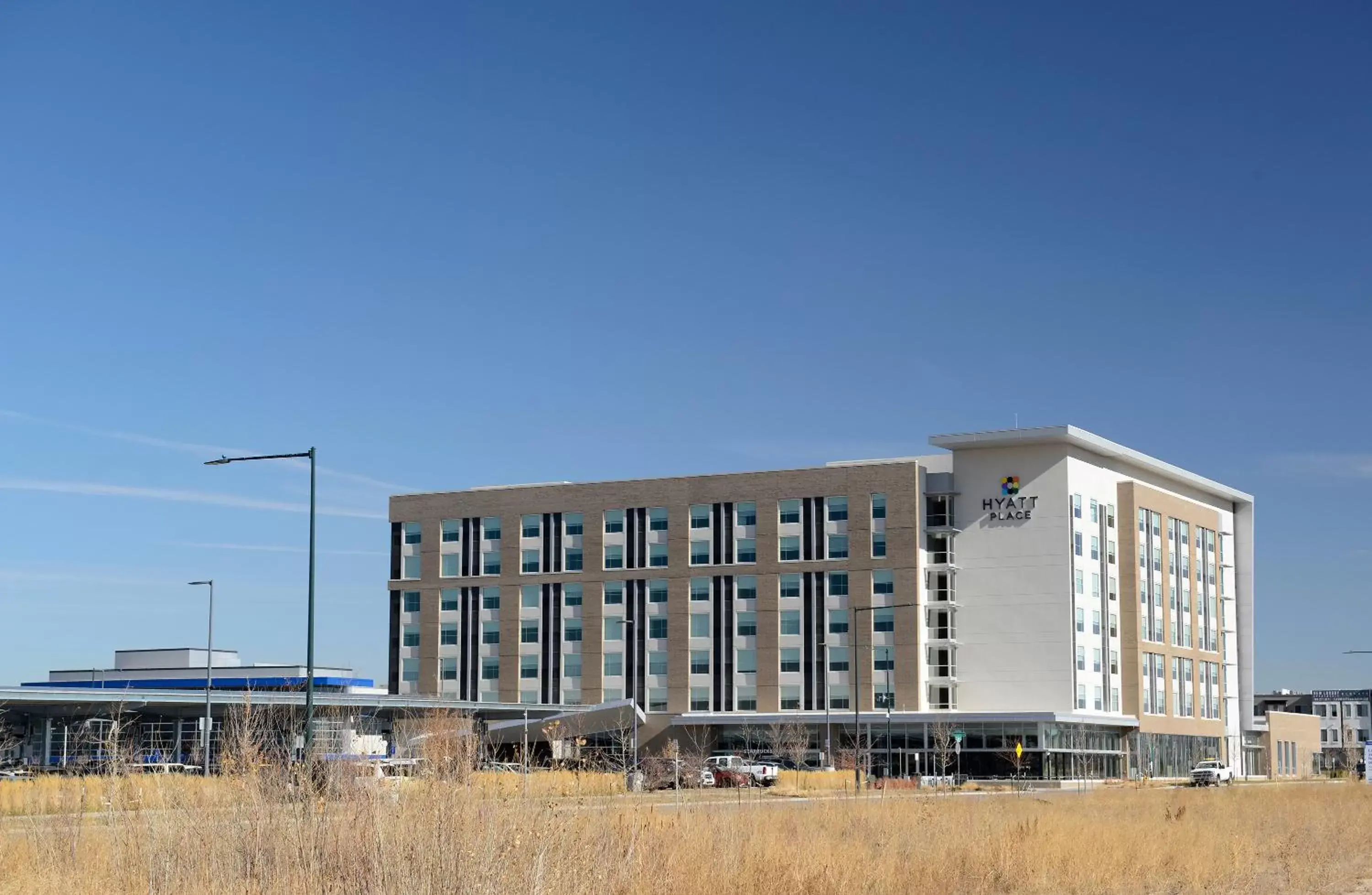 Property Building in Hyatt Place Pena Station/Denver Airport