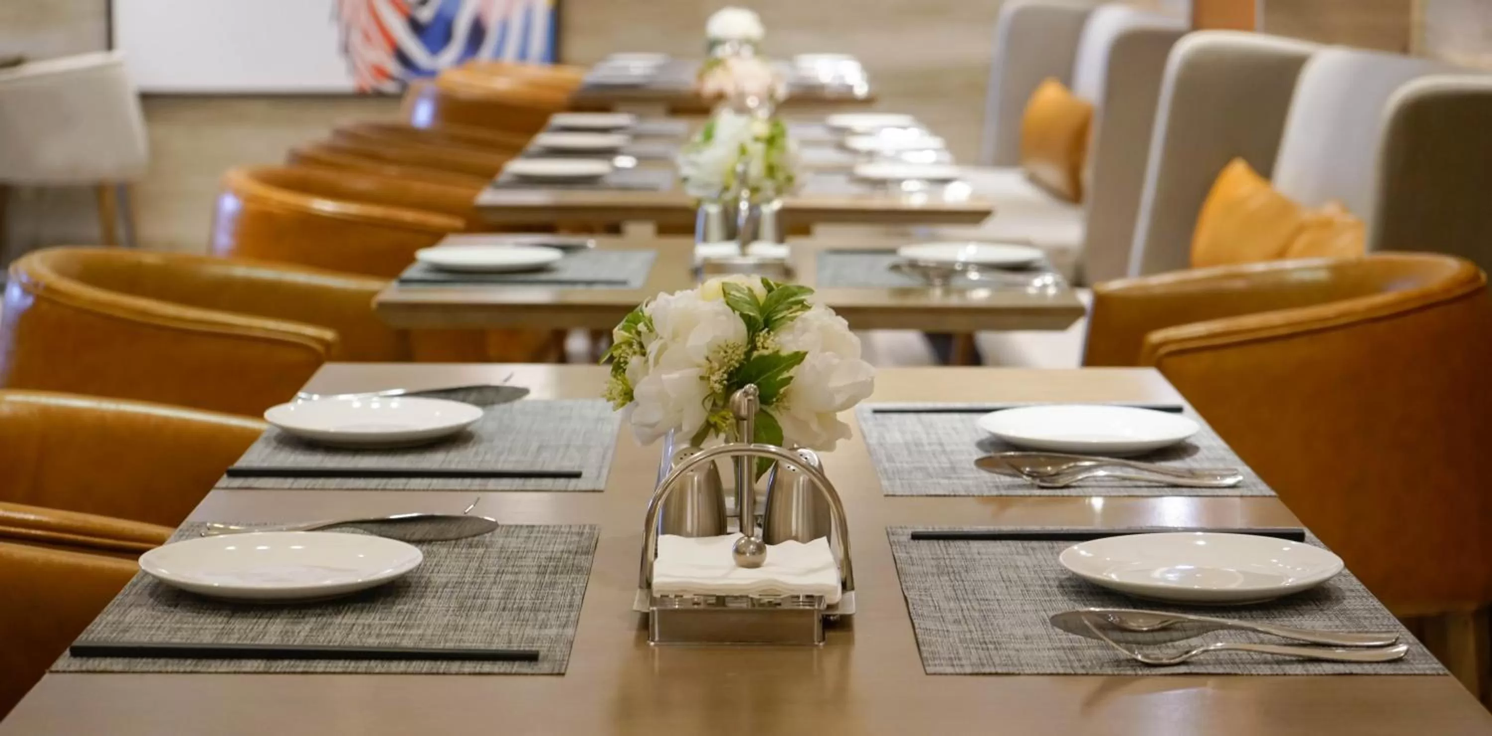 Restaurant/places to eat in Paco Hotel Datang Metro Guangzhou-Free breakfast and proximity to Pazhou Exhibition Center