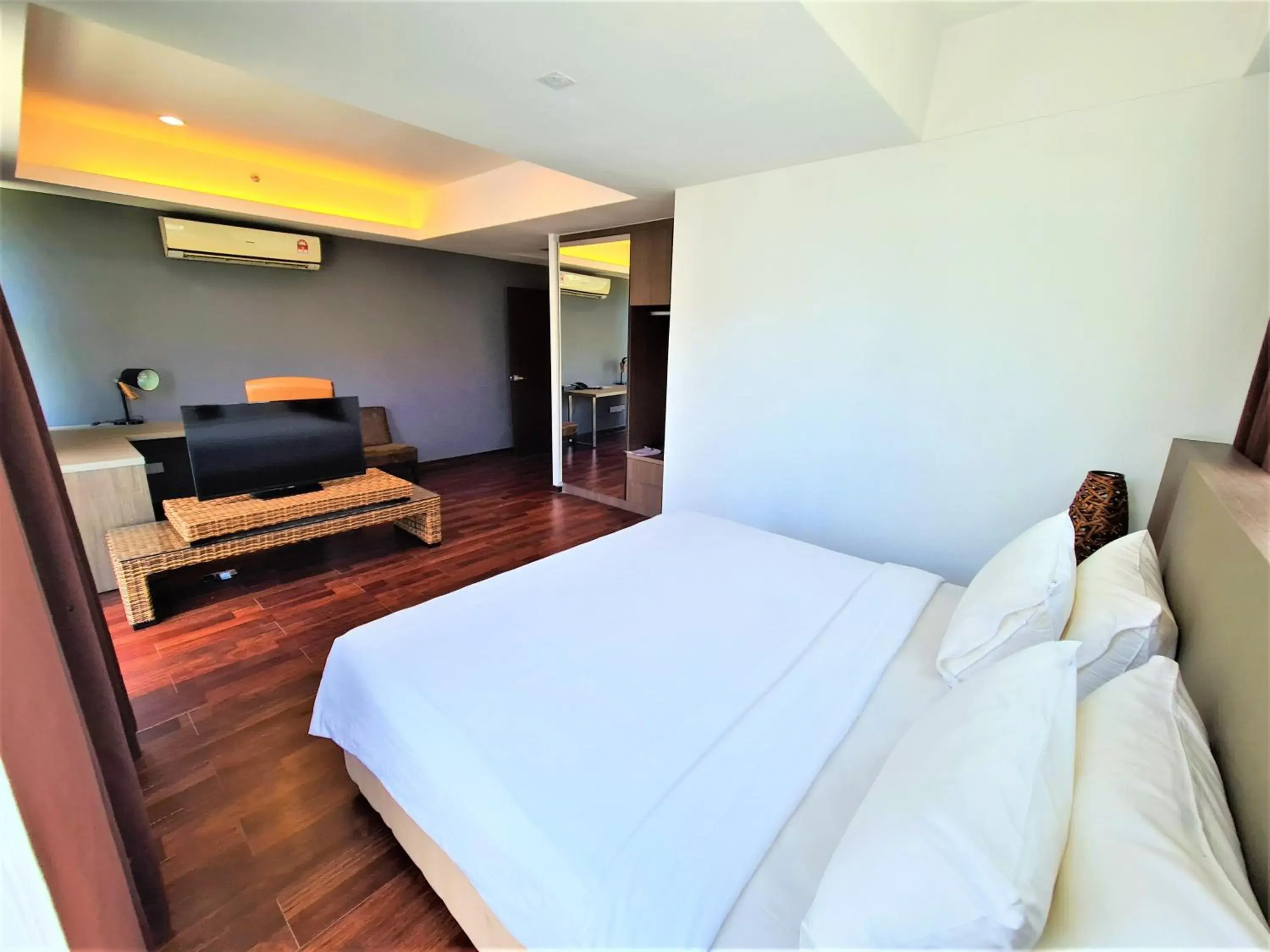 Nexus Business Suite Hotel