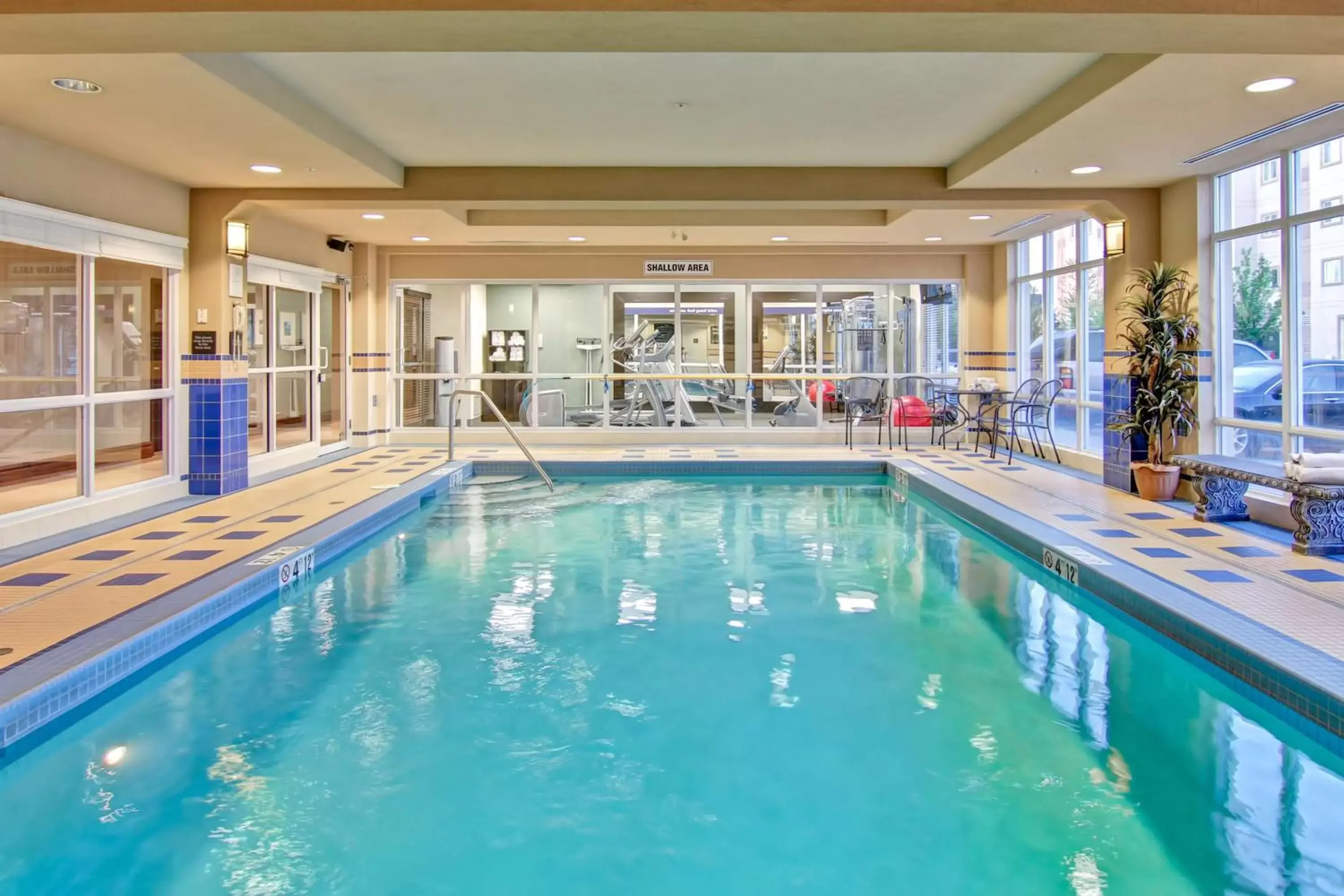 Fitness centre/facilities, Swimming Pool in Hampton Inn London Ontario