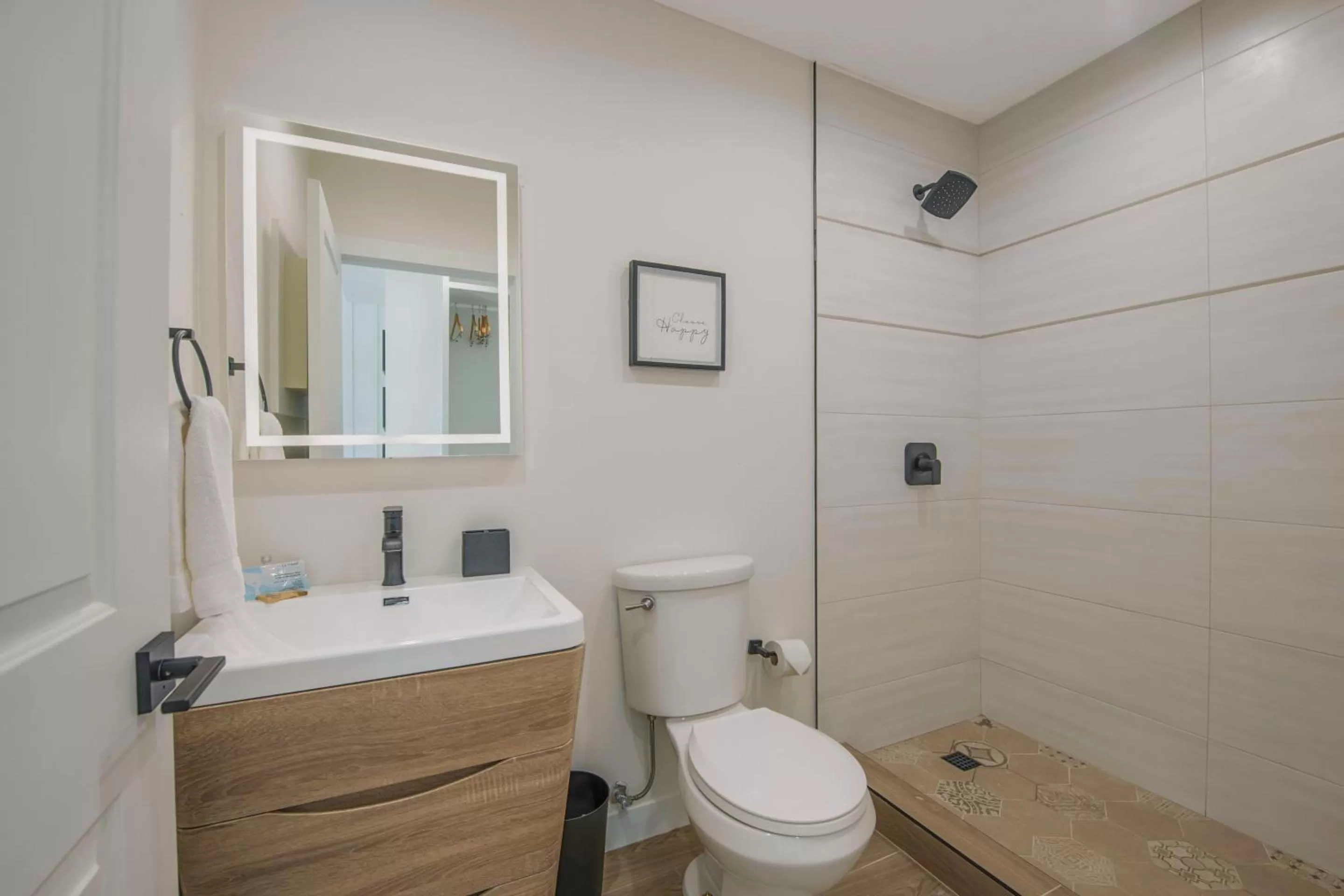 Bathroom in Casey Key Resorts - Beachfront