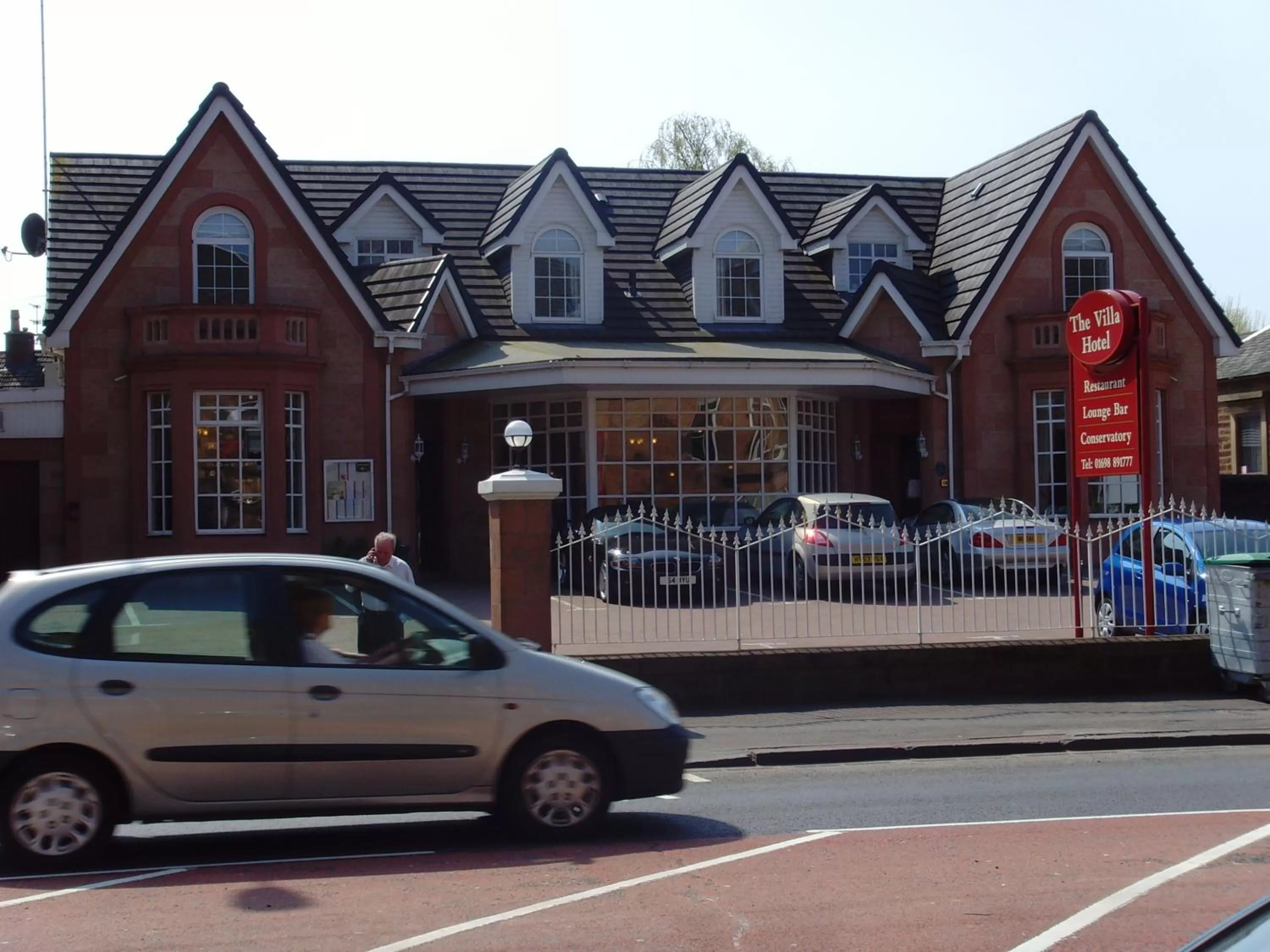 Facade/entrance, Property Building in Villa Hotel