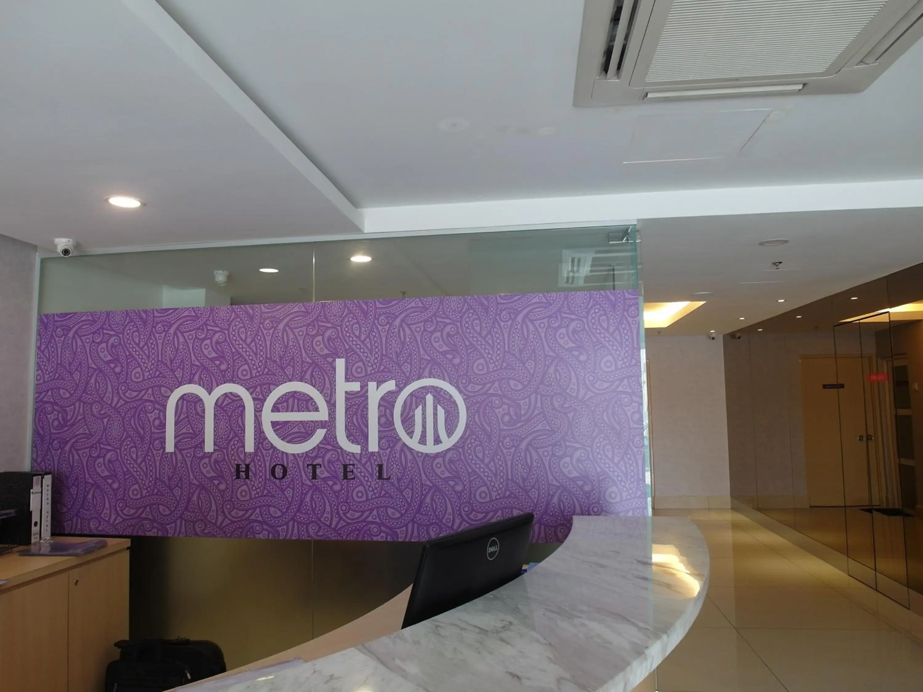 Logo/Certificate/Sign in Metro Hotel @ KL Sentral