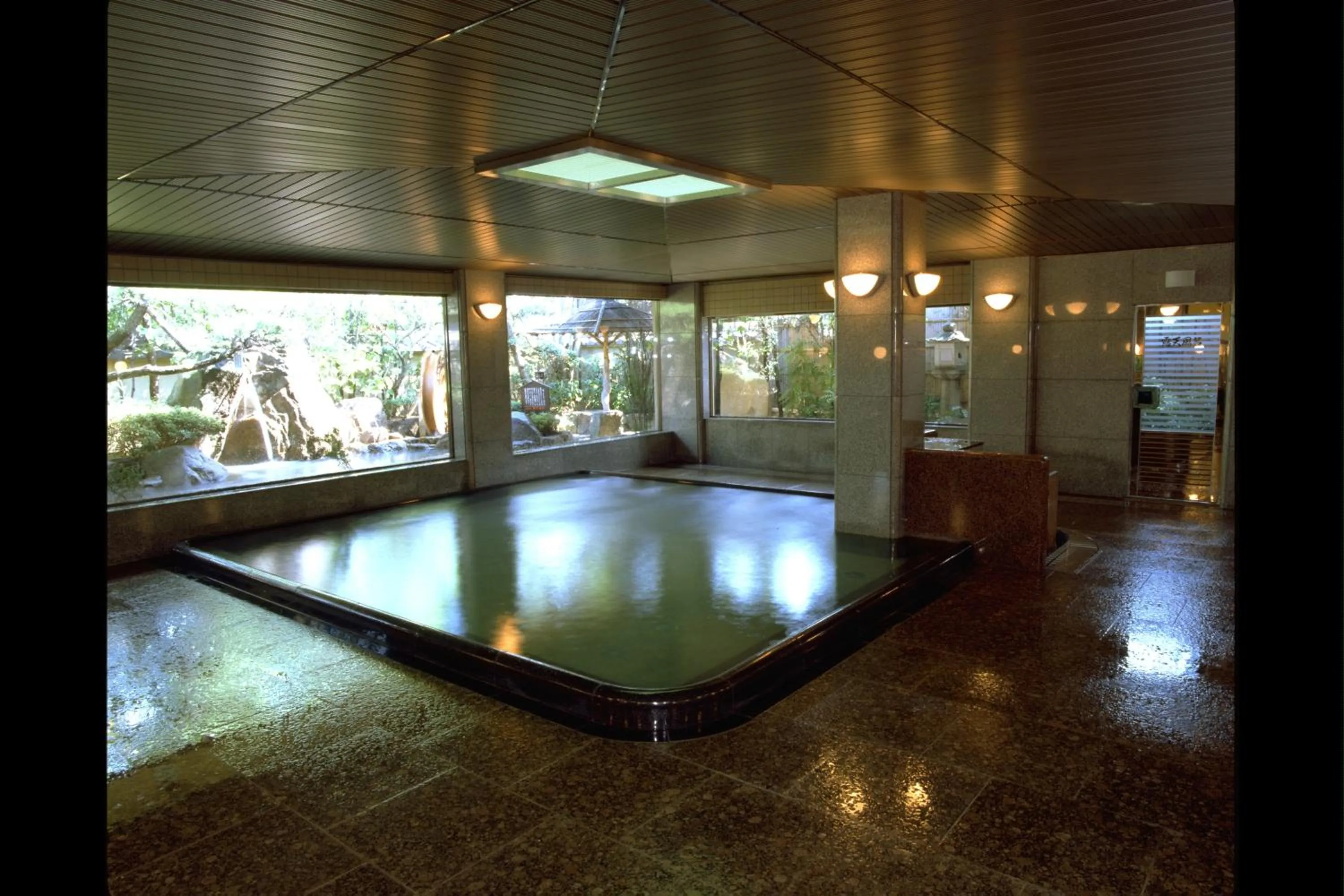 Hot Spring Bath in Nara Park Hotel
