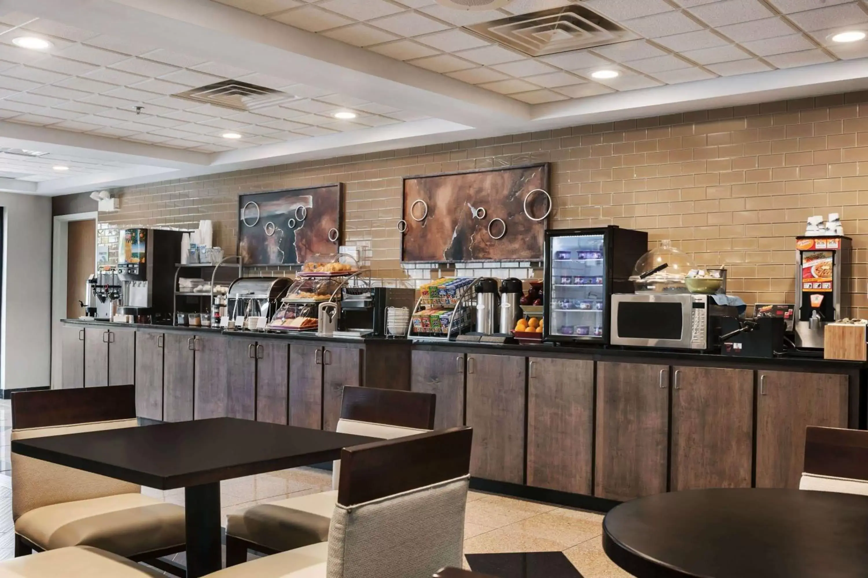 Other, Restaurant/Places to Eat in Wingate by Wyndham Schaumburg