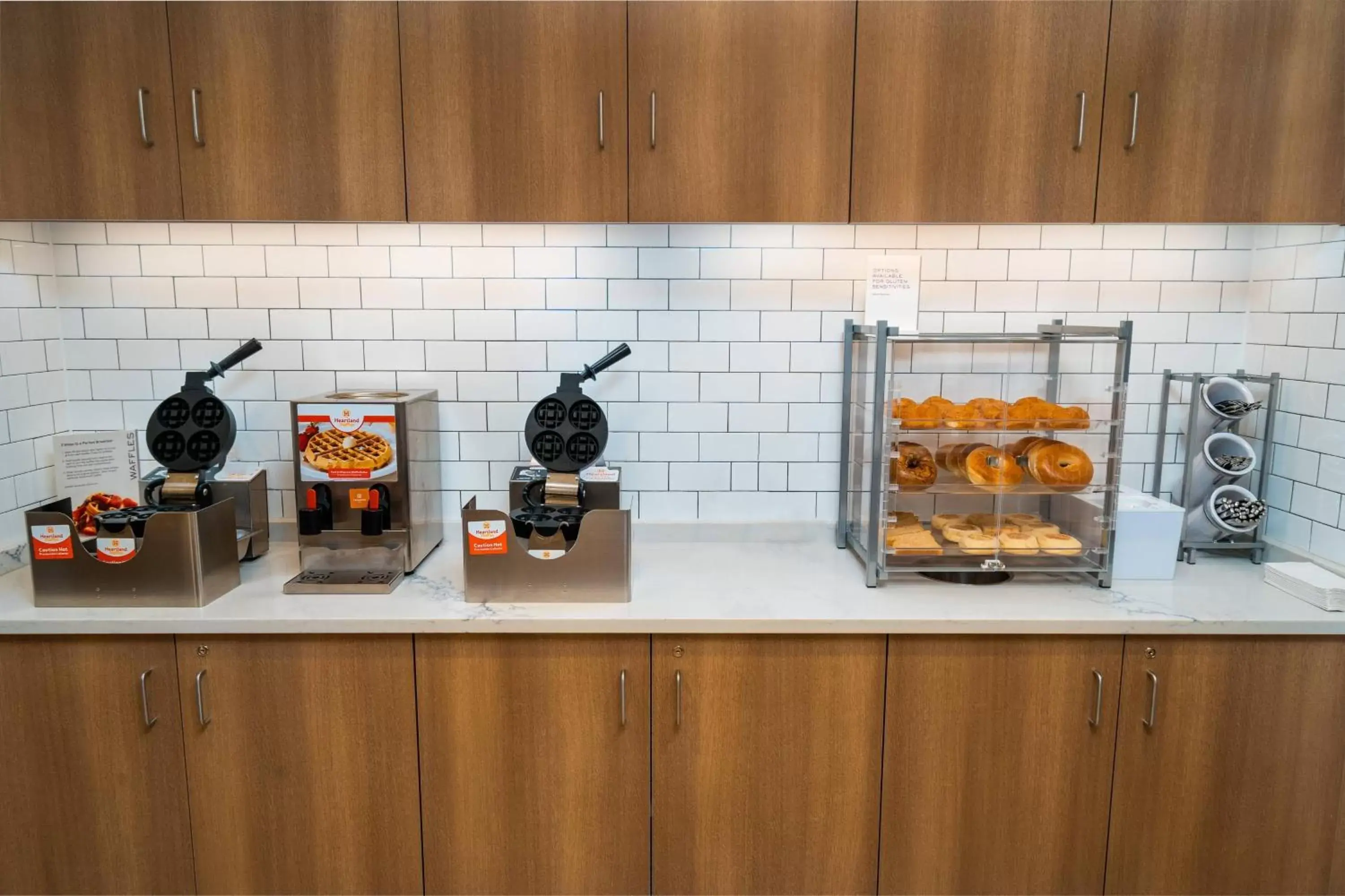 Breakfast, Kitchen/Kitchenette in Residence Inn Upper Marlboro Joint Base Andrews