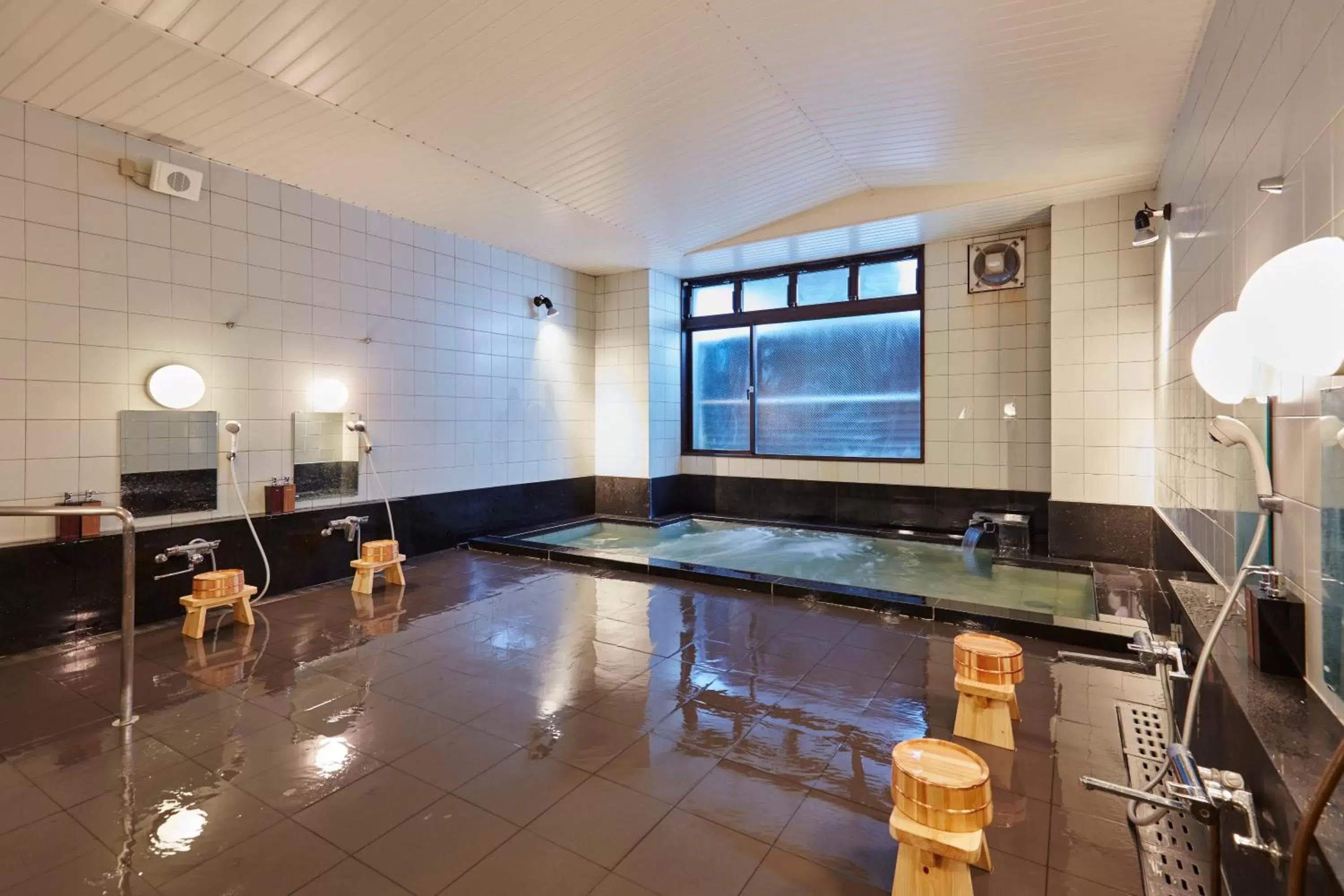 Public Bath in Matsumoto Hotel Kagetsu