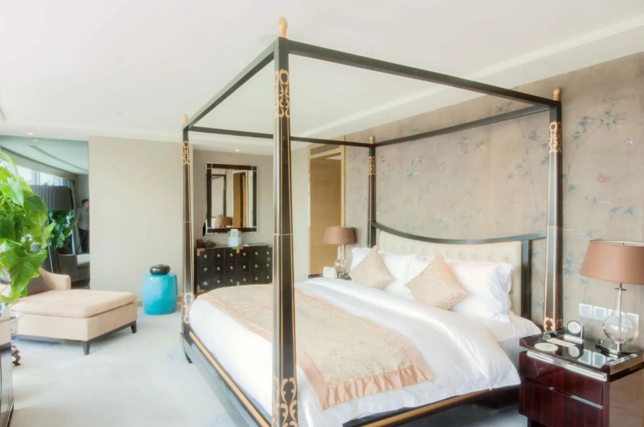 Bedroom, Bed in Tangla Hotel Tianjin Bedroom, Bed in Tangla Hotel Tianjin