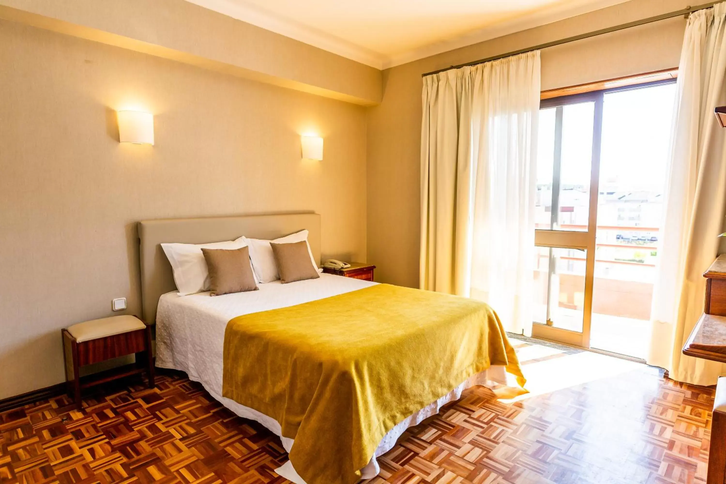 Double Room with Balcony in Dona Amélia Hotel by RIDAN Hotels