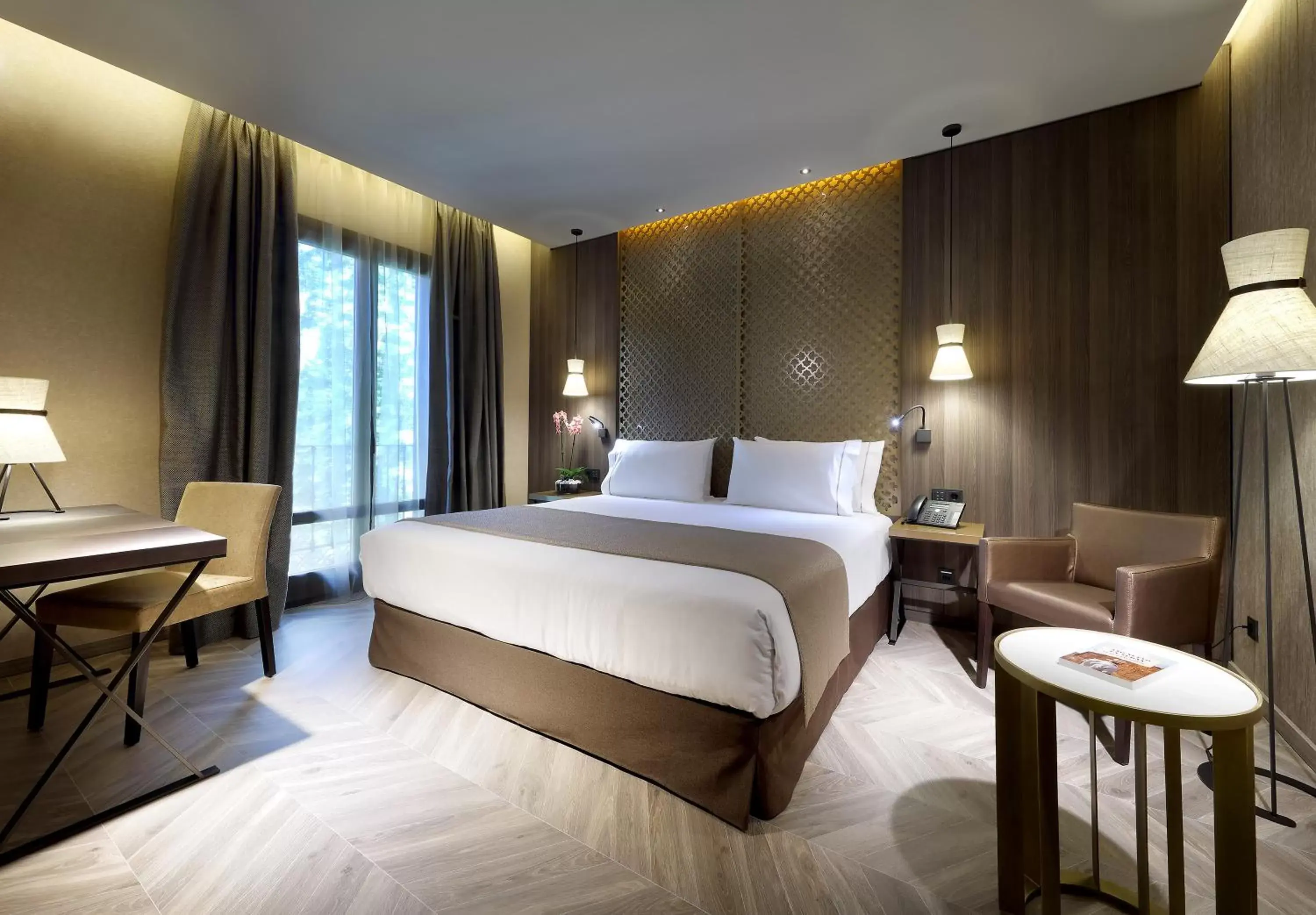 Property building, Bed in Áurea Washington Irving by Eurostars Hotel Company