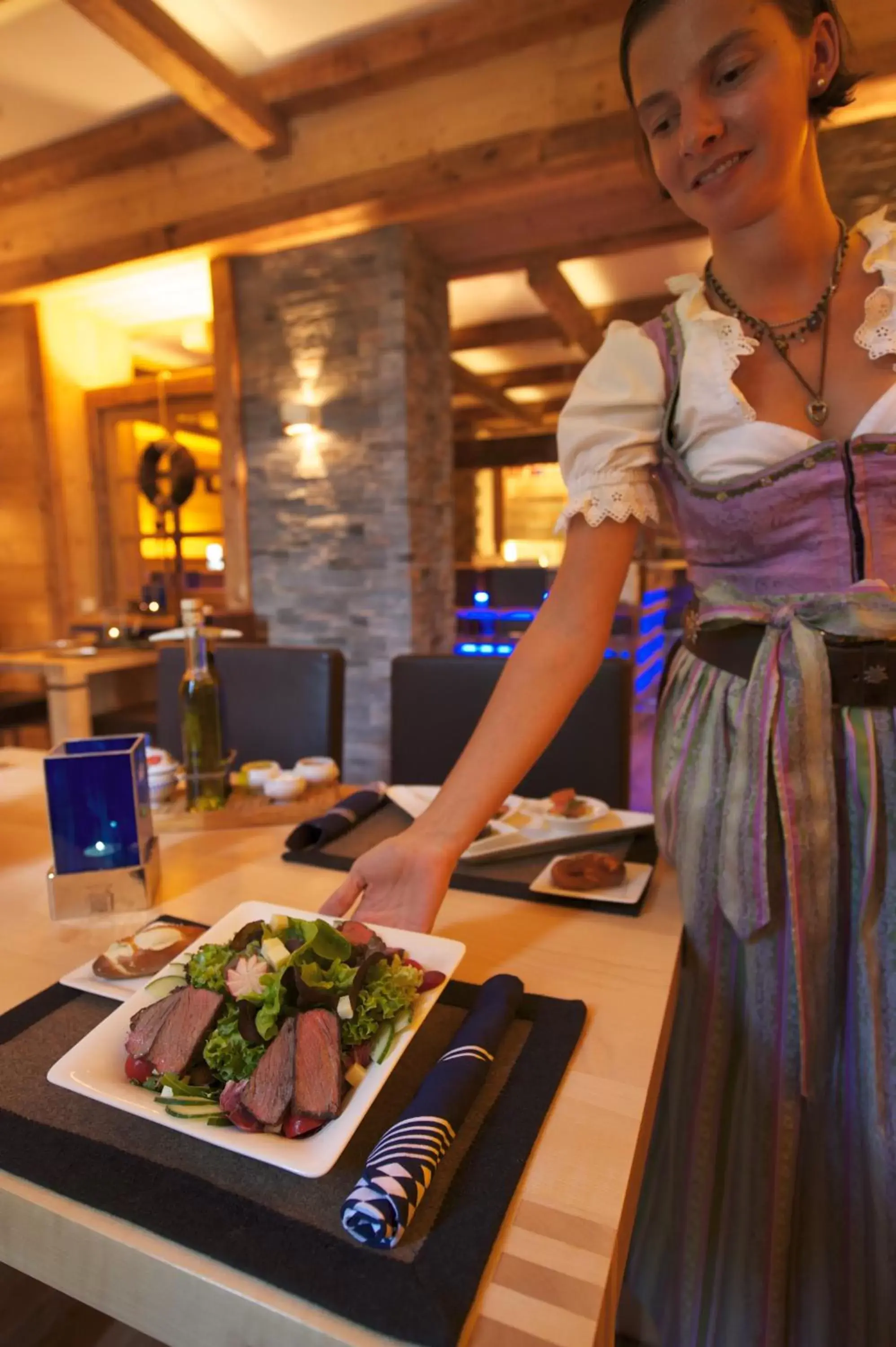 Restaurant/places to eat in Steigenberger Hotel Der Sonnenhof