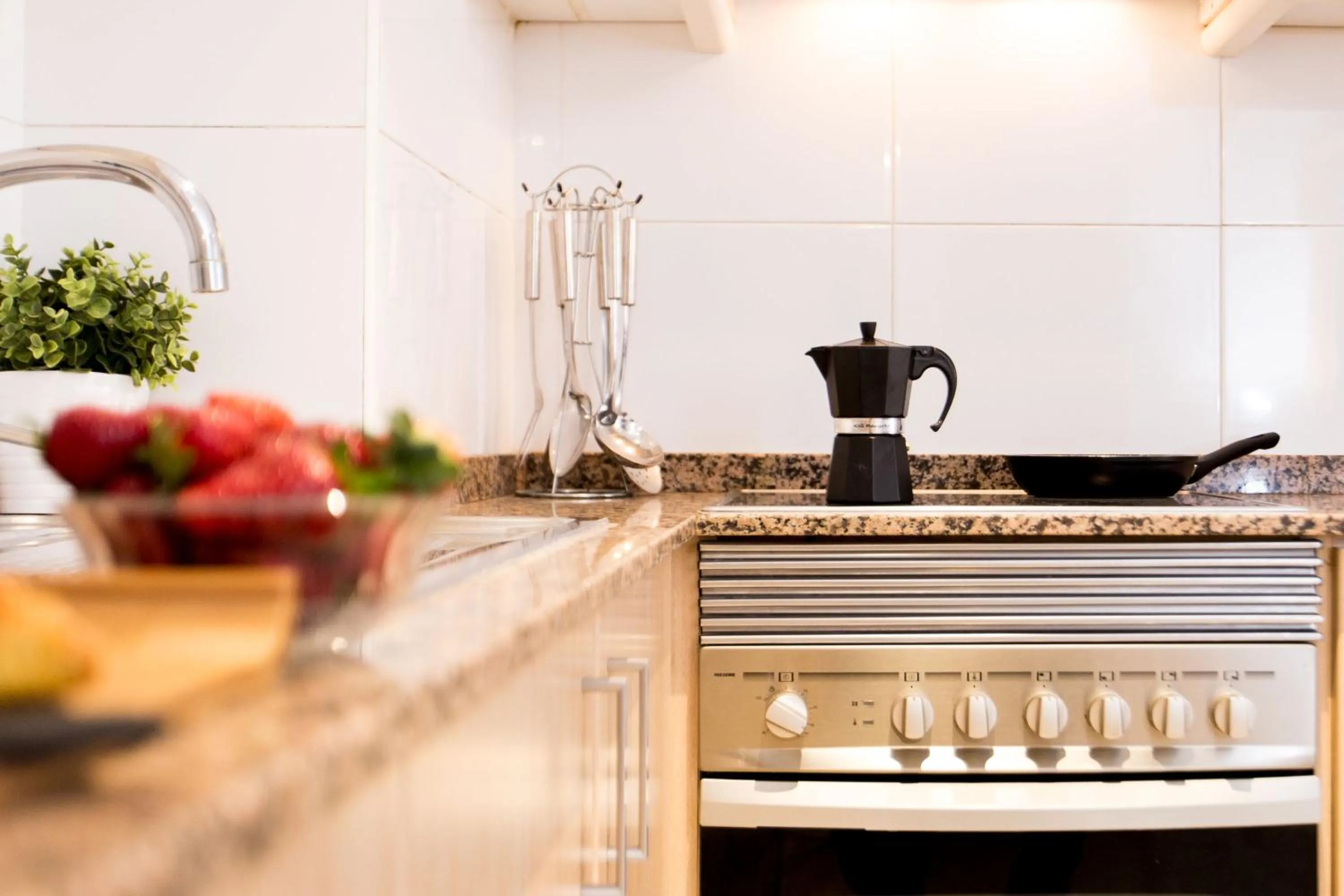 Kitchen or kitchenette in Valenciaflats Ciudad de las Ciencias