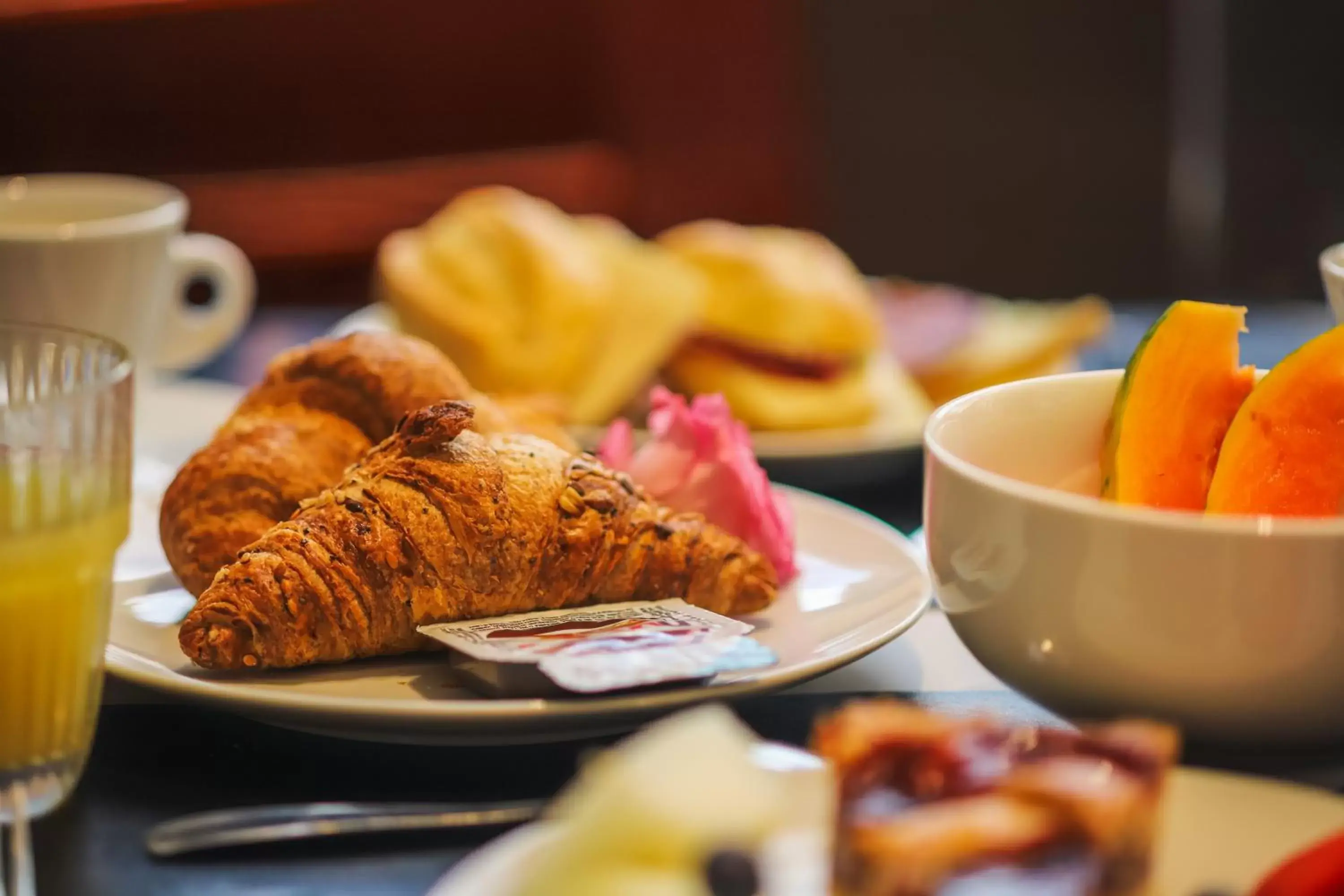 Breakfast in Hotel Astoria