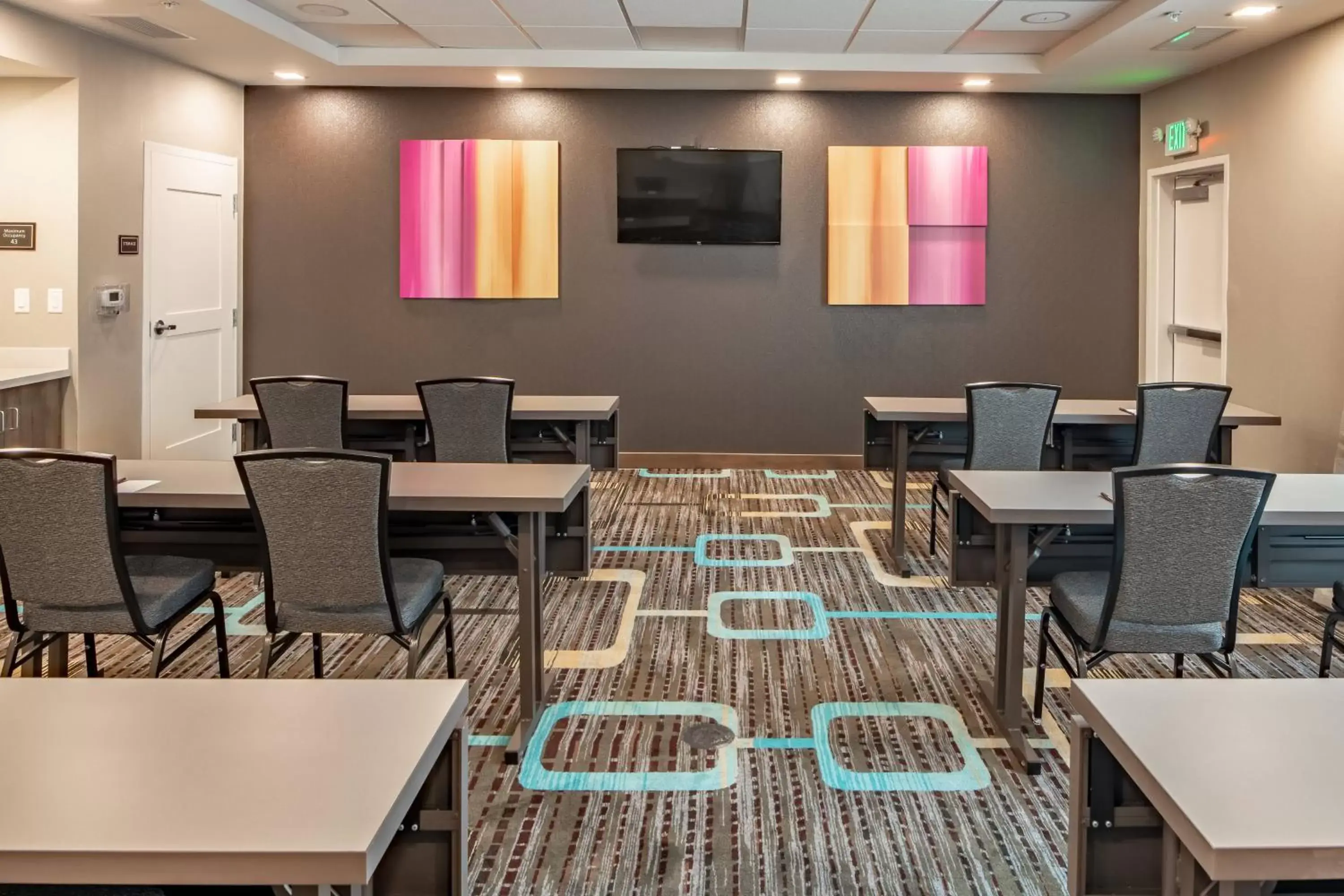 Meeting/conference room, Restaurant/Places to Eat in Residence Inn by Marriott Dallas at The Canyon