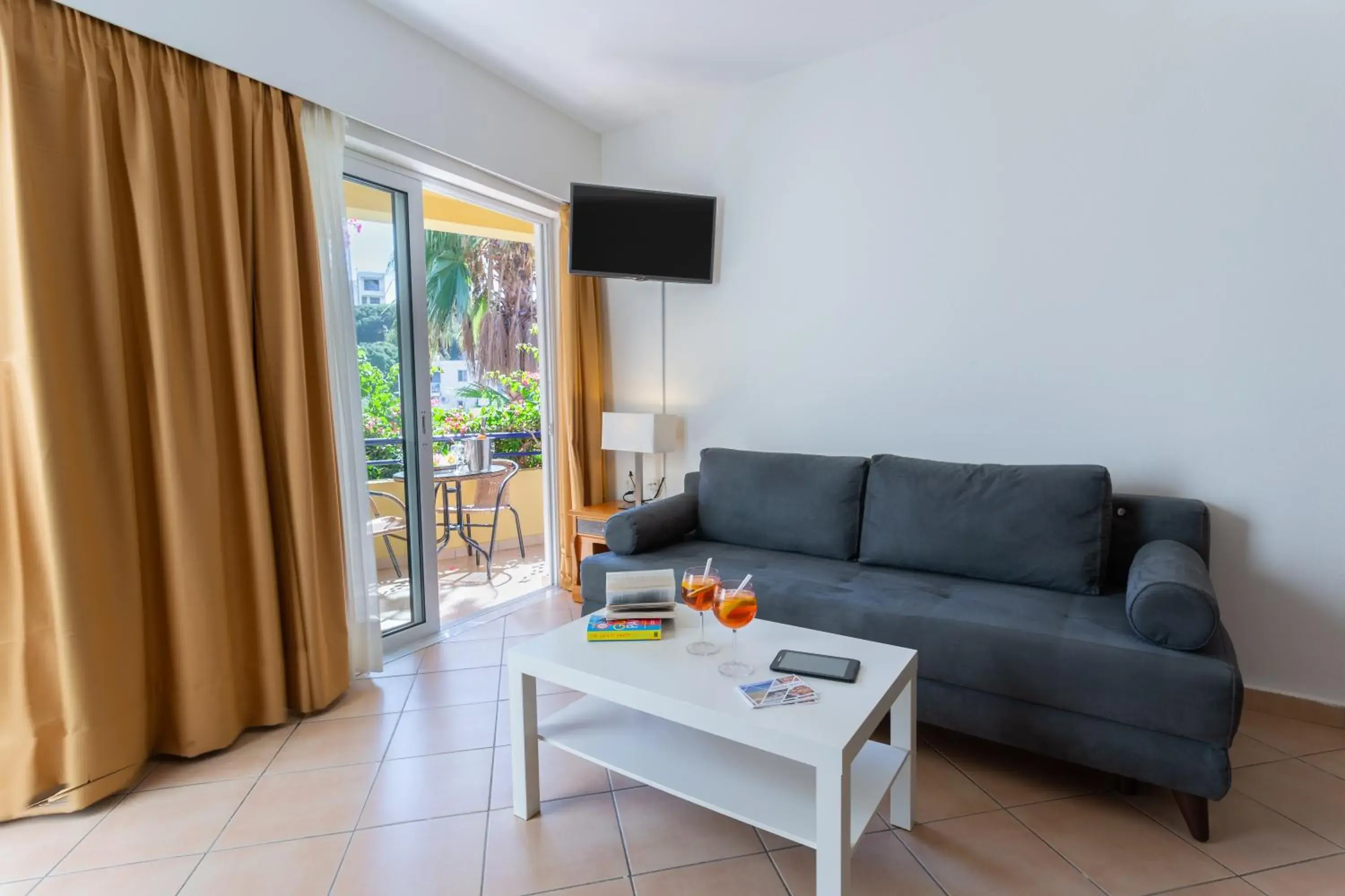 Living room, Seating Area in Faedra Beach Resort