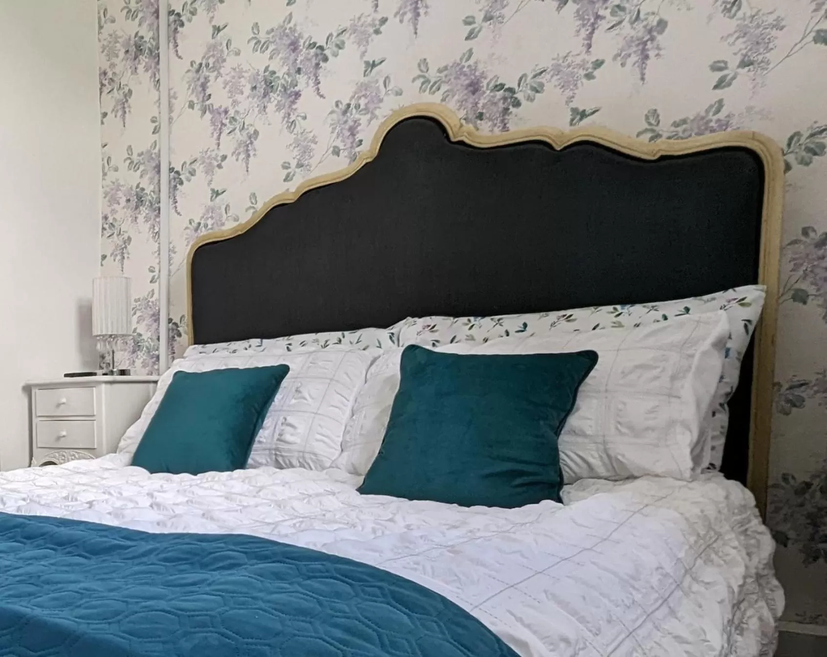 Bed in Britannia House Vintage B&B Cornwall