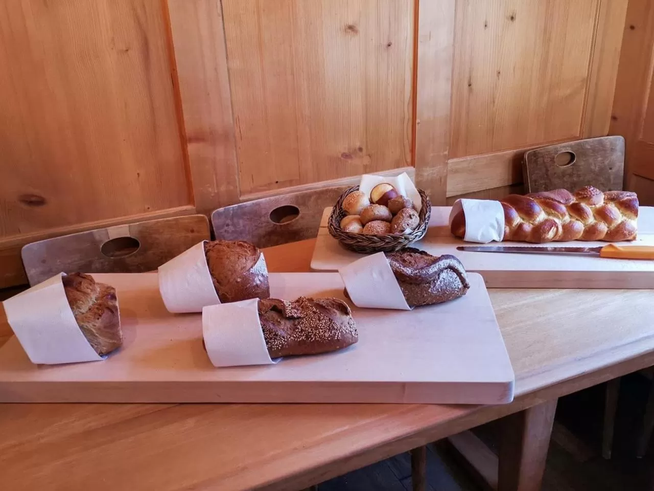 Breakfast in Gasthaus Rössli