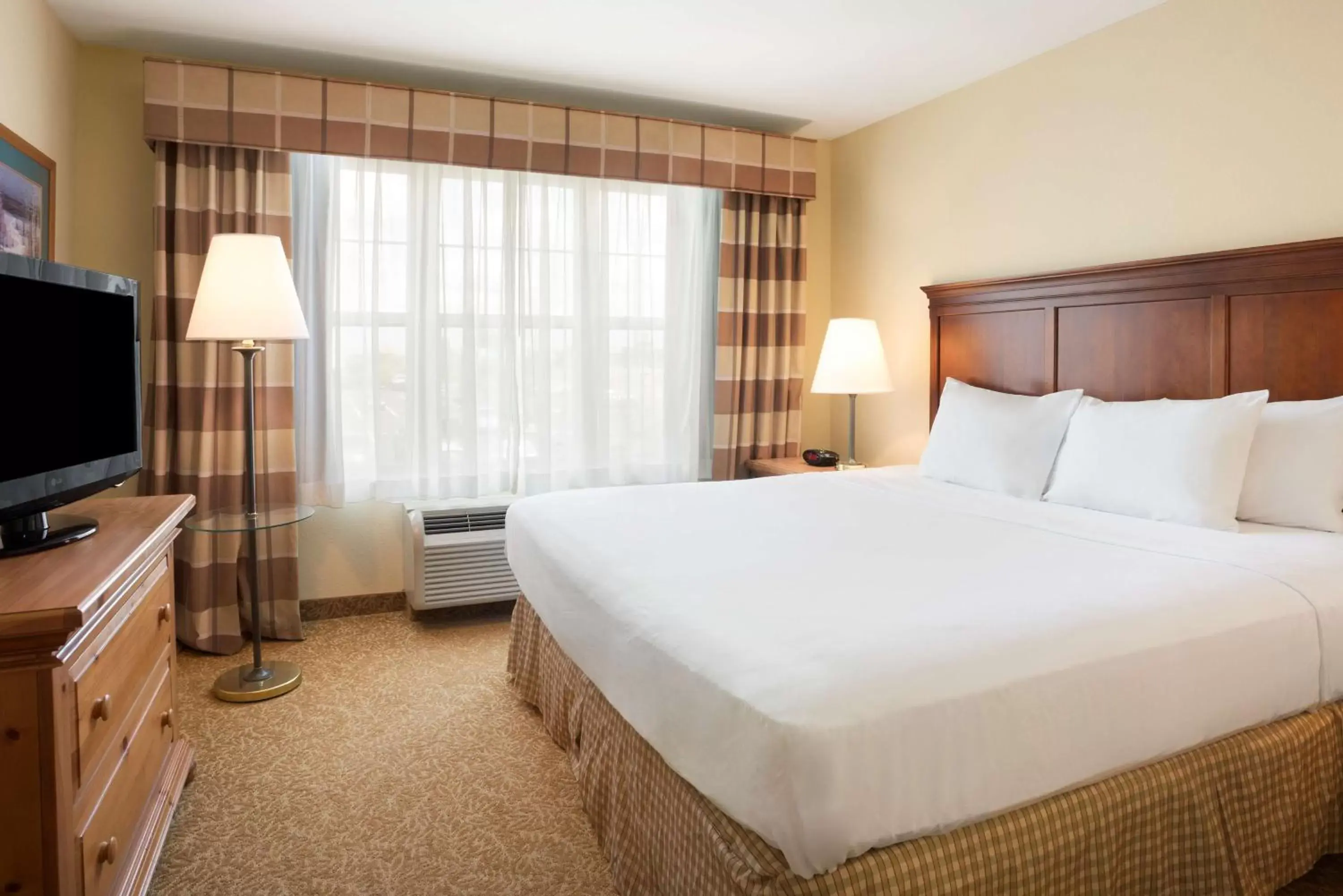 Photo of the whole room, Bed in Country Inn & Suites by Radisson, Beckley, WV