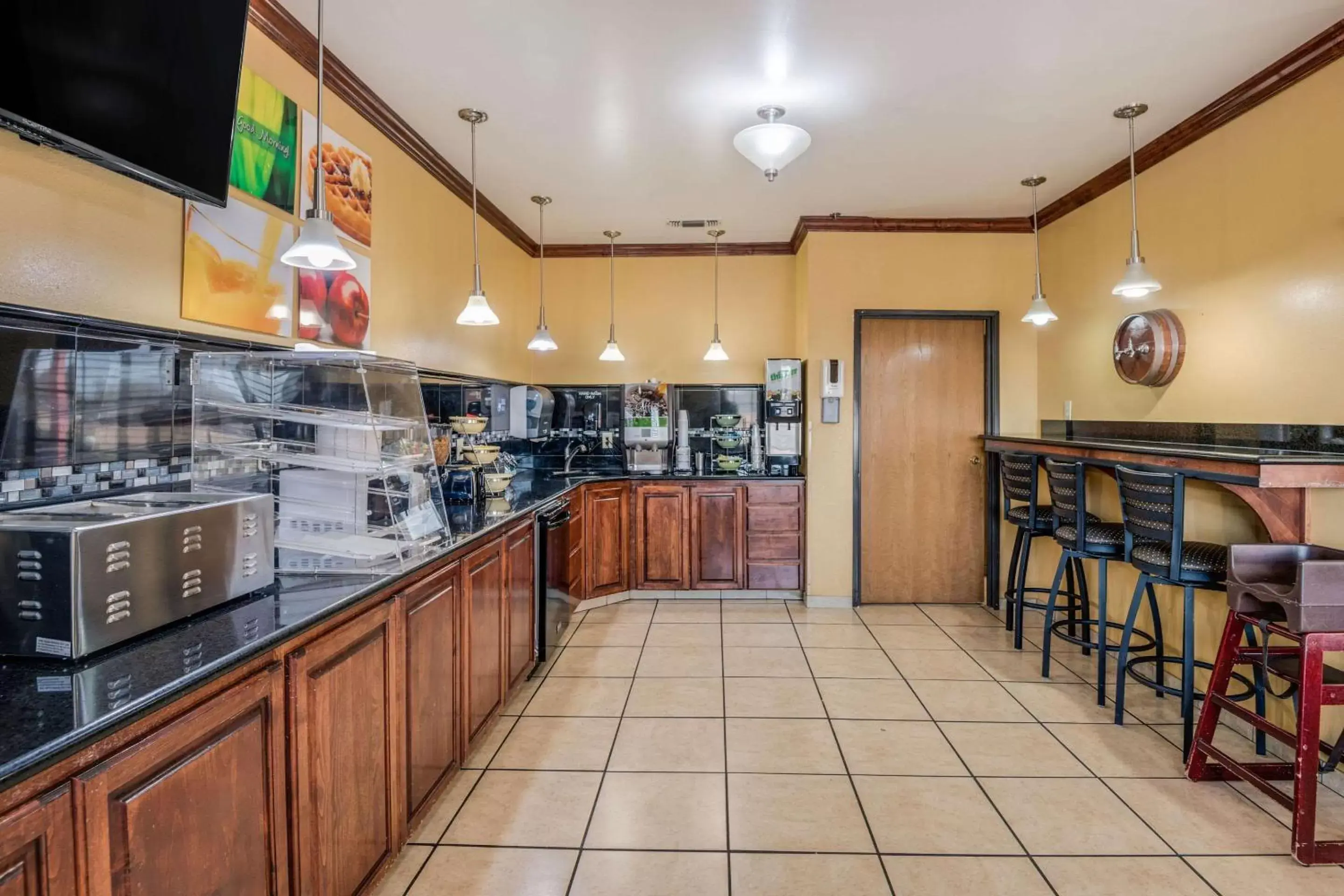 Restaurant/places to eat in Econo Lodge Lubbock I-27