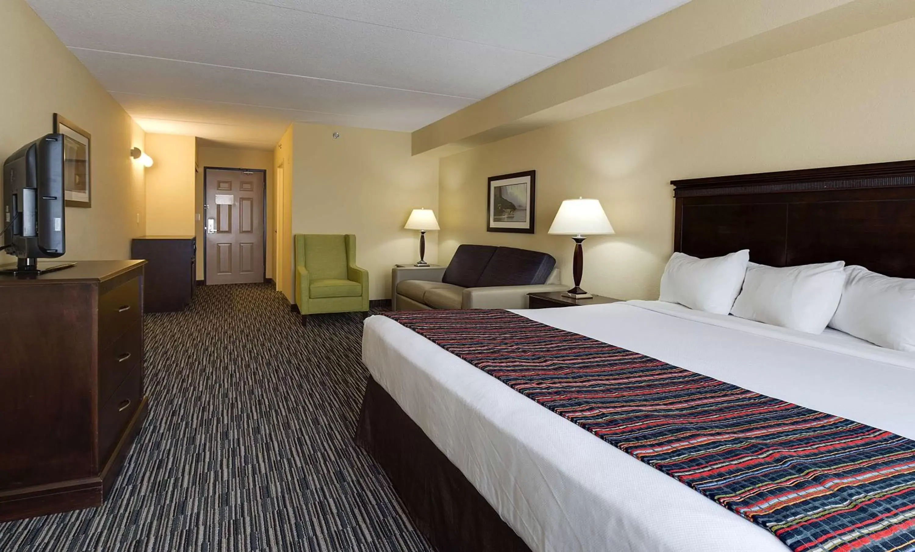 Photo of the whole room in Country Inn & Suites by Radisson, Niagara Falls, ON