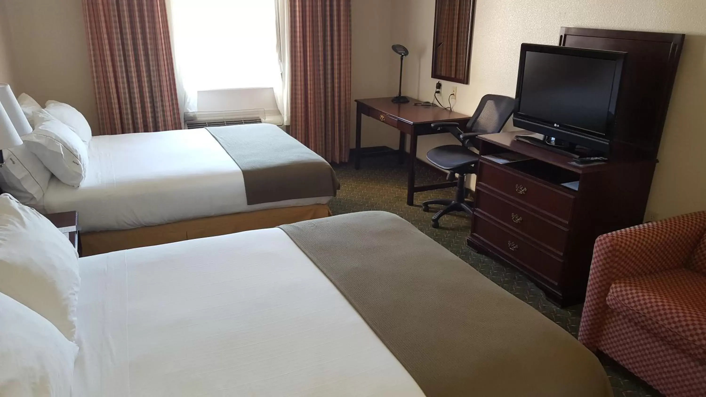 Photo of the whole room, Bed in Country Inn & Suites by Radisson, Fort Worth West l-30 NAS JRB