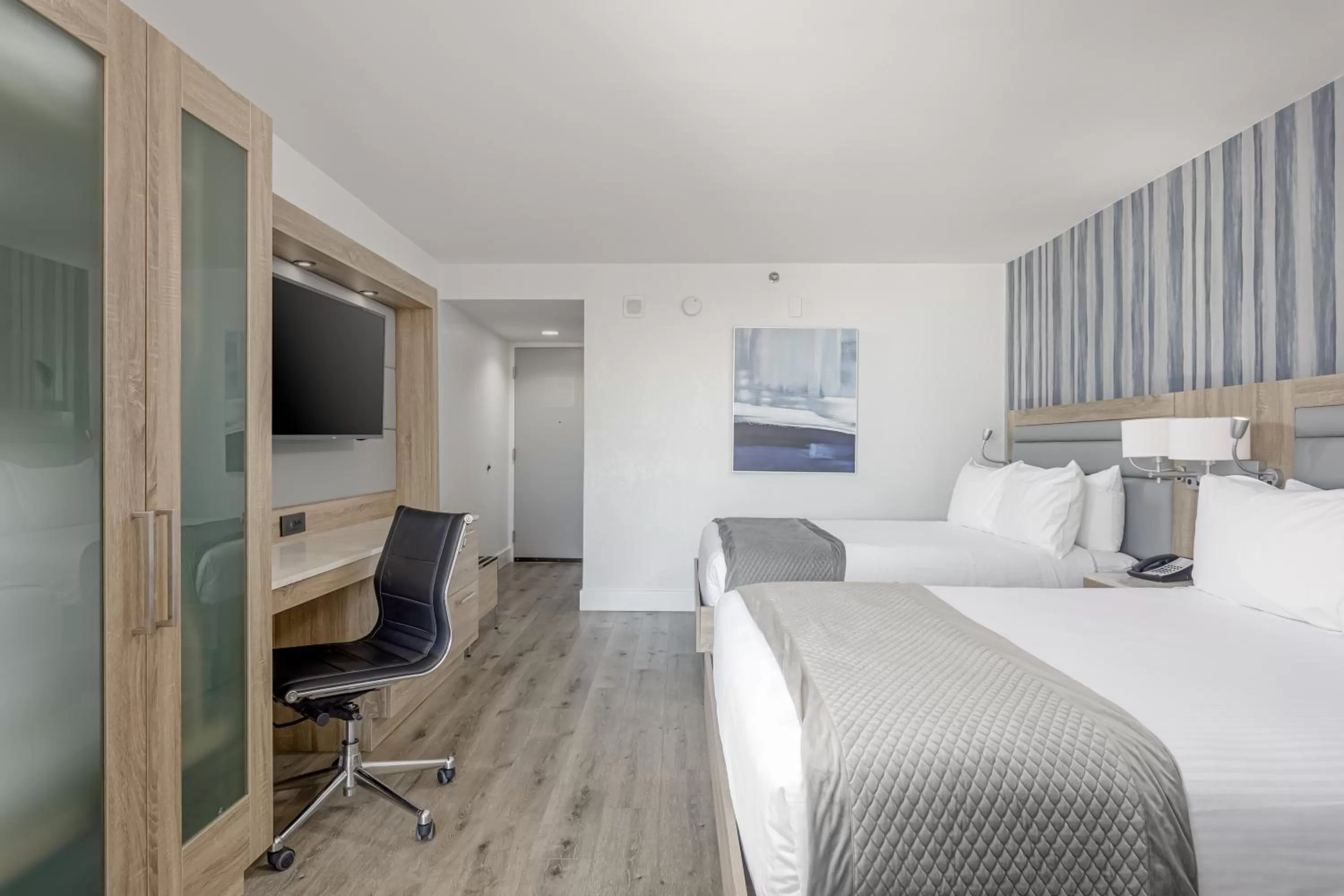 Beach View Queen in Perdido Beach Resort