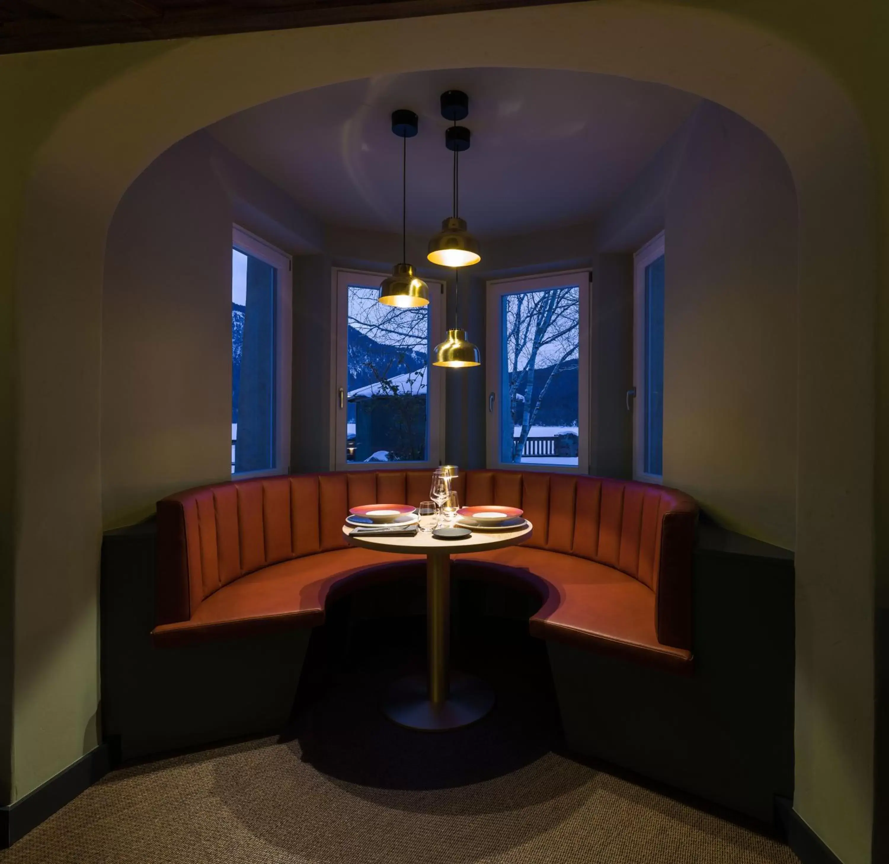 Restaurant/places to eat, Seating Area in Eibsee Hotel